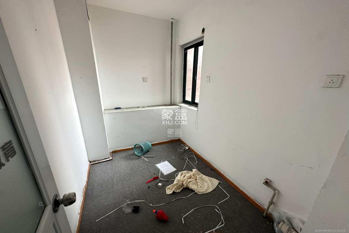 东玺门 4室1厅1卫 3000.0元/月 东玺门 4室1厅1卫 3000.0元/月室内图