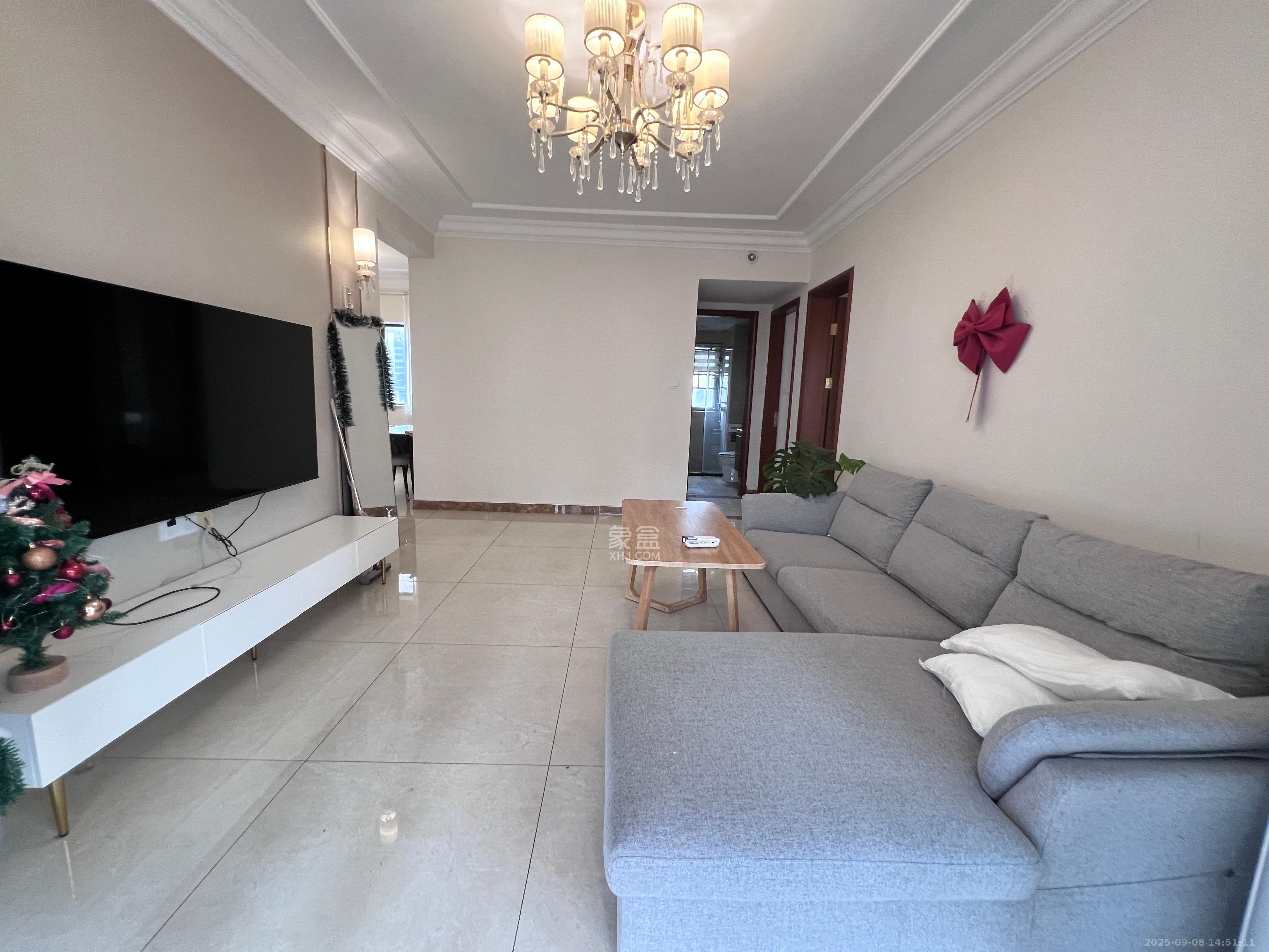 恒大国际广场  3室1厅1卫    2500.0元/月室内图