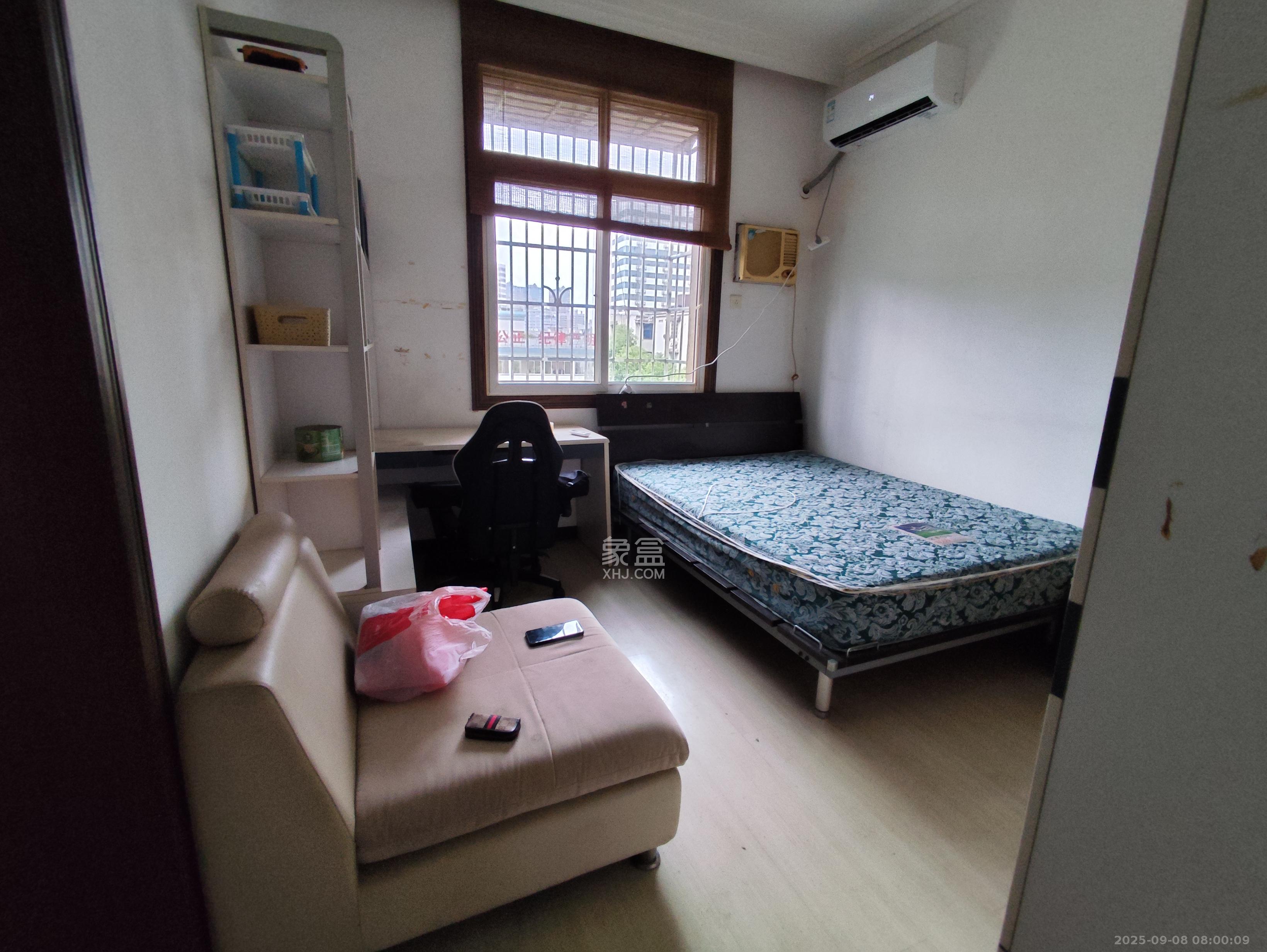 五一东村 2室2厅1卫 2000.0元/月 五一东村 2室2厅1卫 2000.0元/月室内图