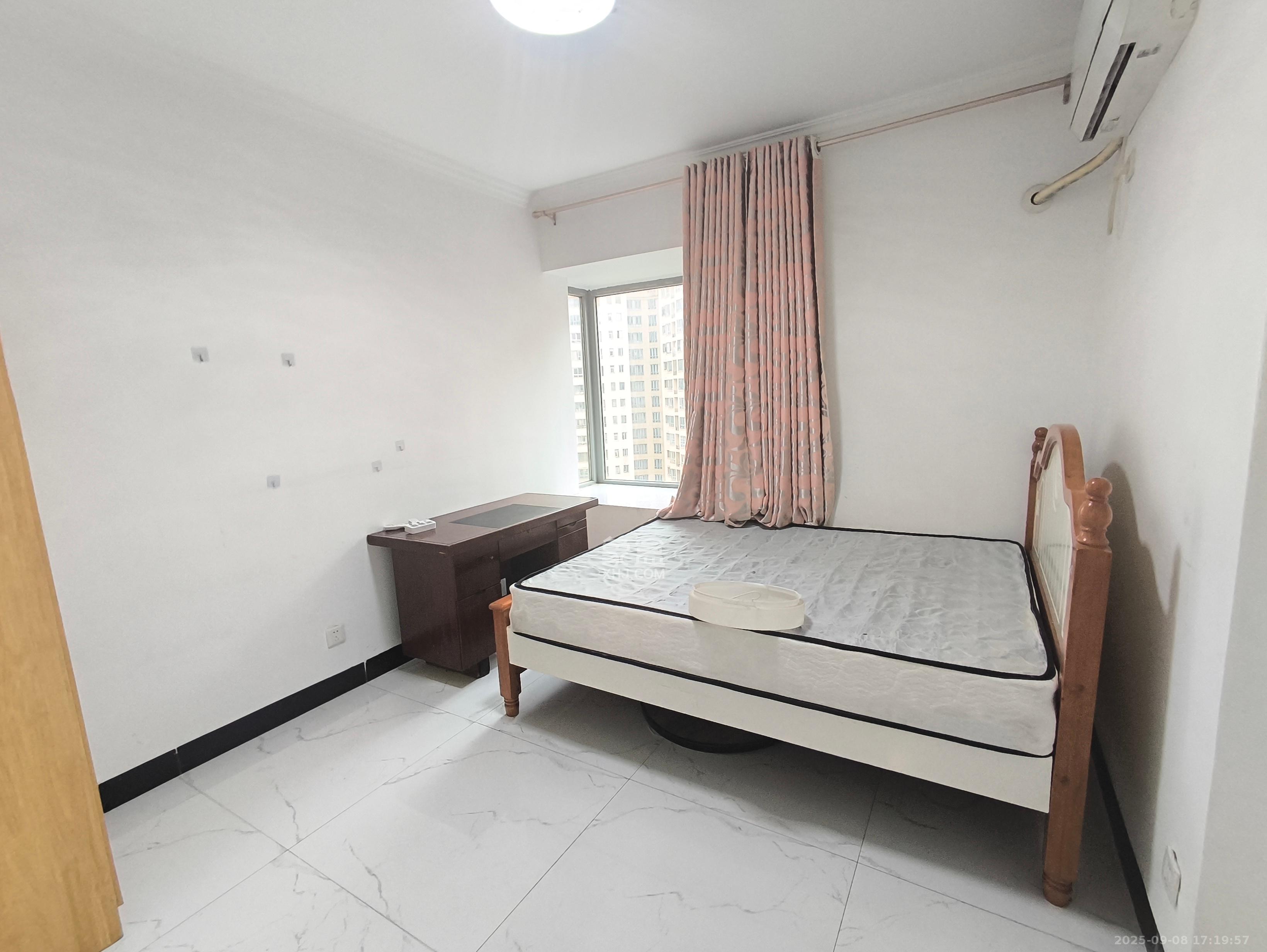 钱隆世家 3室2厅1卫 2000.0元/月 钱隆世家 3室2厅1卫 2000.0元/月室内图