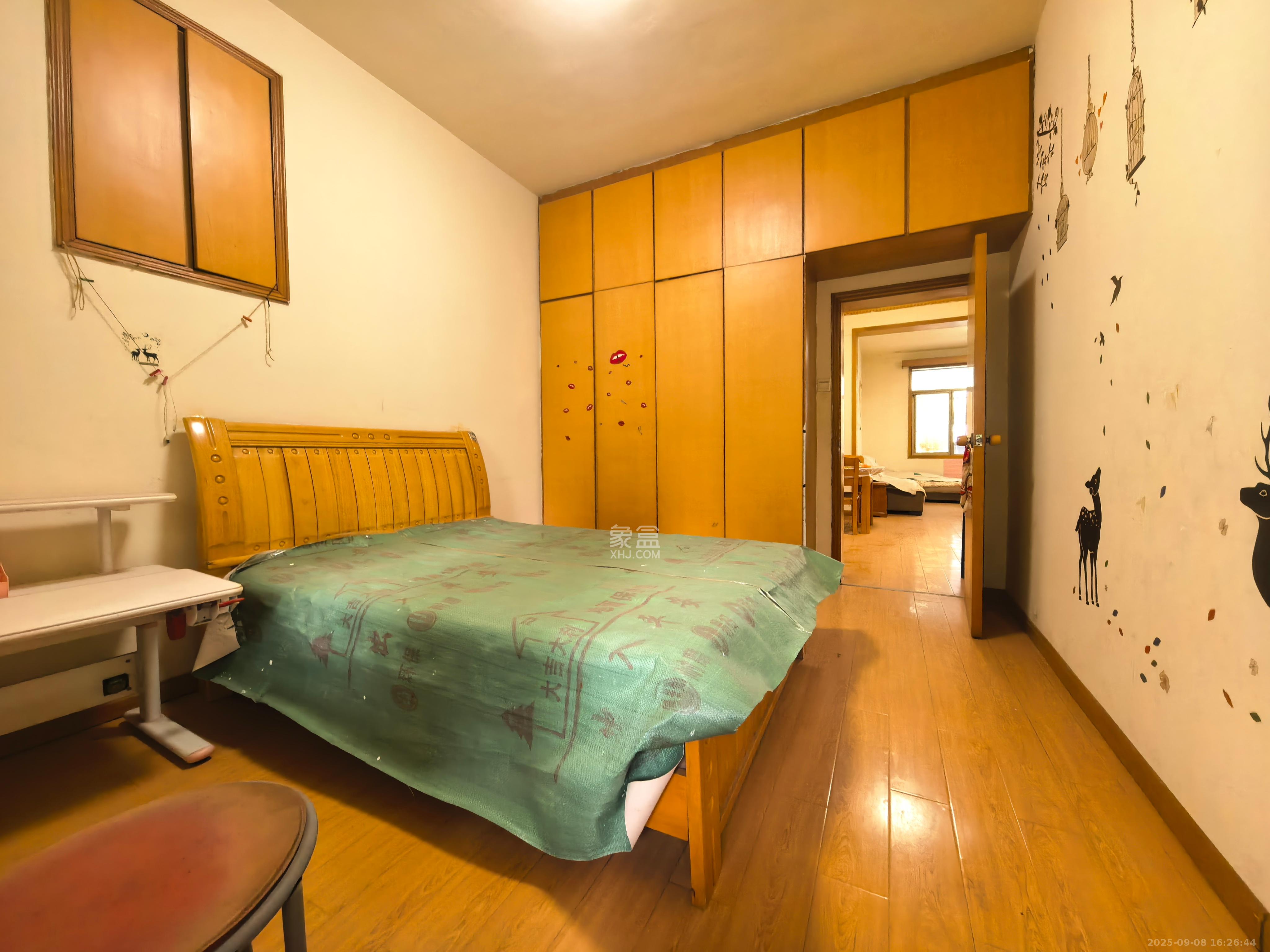 省水院宿舍 3室2厅1卫 2000.0元/月 省水院宿舍 3室2厅1卫 2000.0元/月室内图