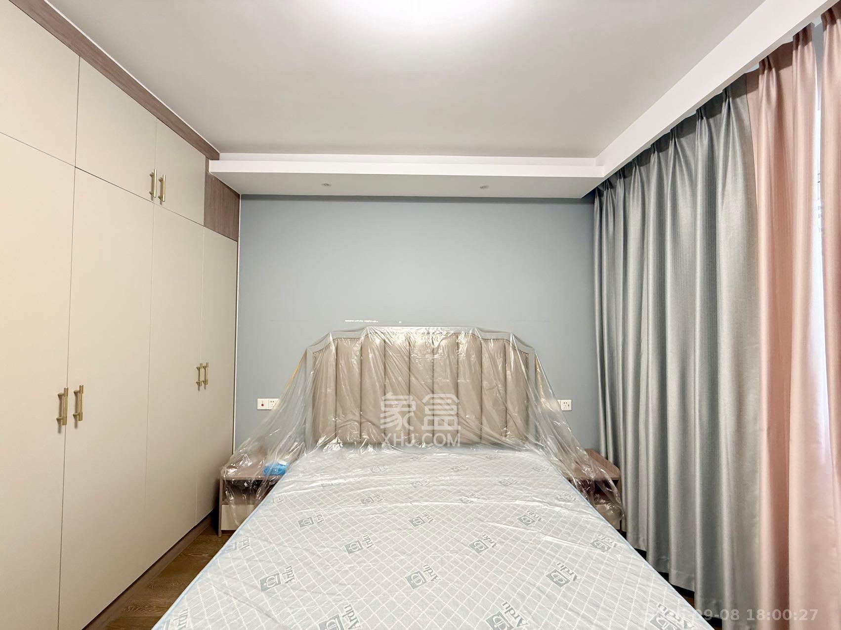 龙湖铂金中心(龙湖春江郦城) 3室2厅2卫 5000.0元/月 龙湖铂金中心(龙湖春江郦城) 3室2厅2卫 5000.0元/月室内图