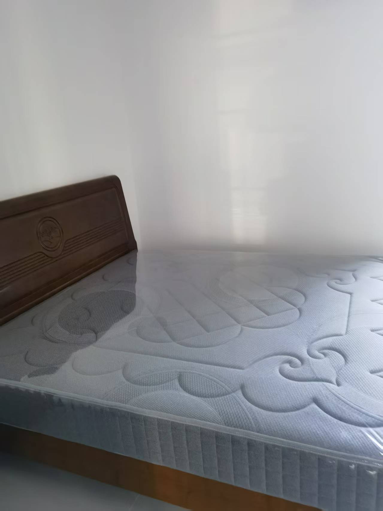 龙城金水丽都 1室0厅0卫 2400.0元/月 龙城金水丽都 1室0厅0卫 2400.0元/月室内图