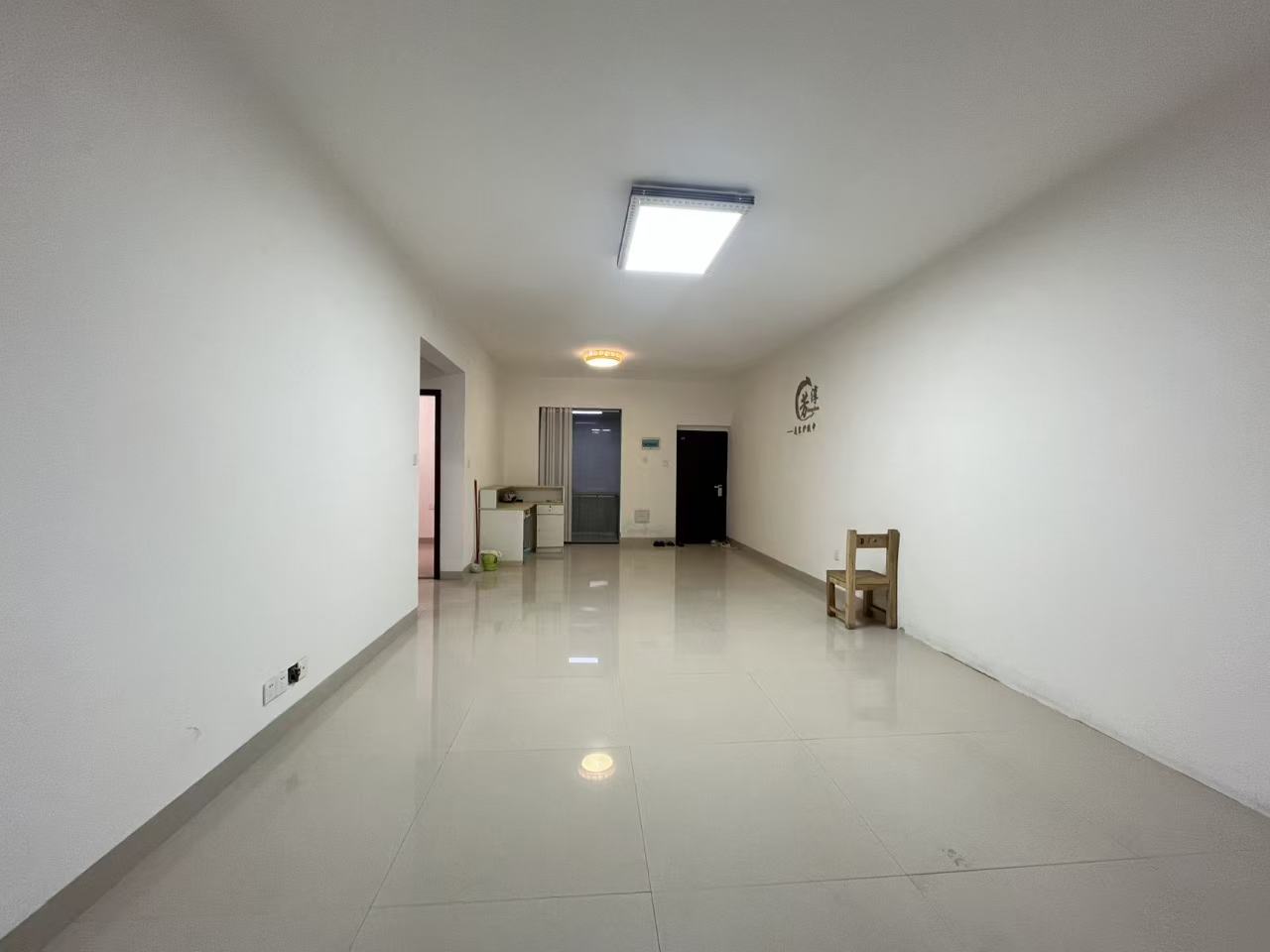 愉景湾东域  1室0厅0卫   1700.00元/月室内图1