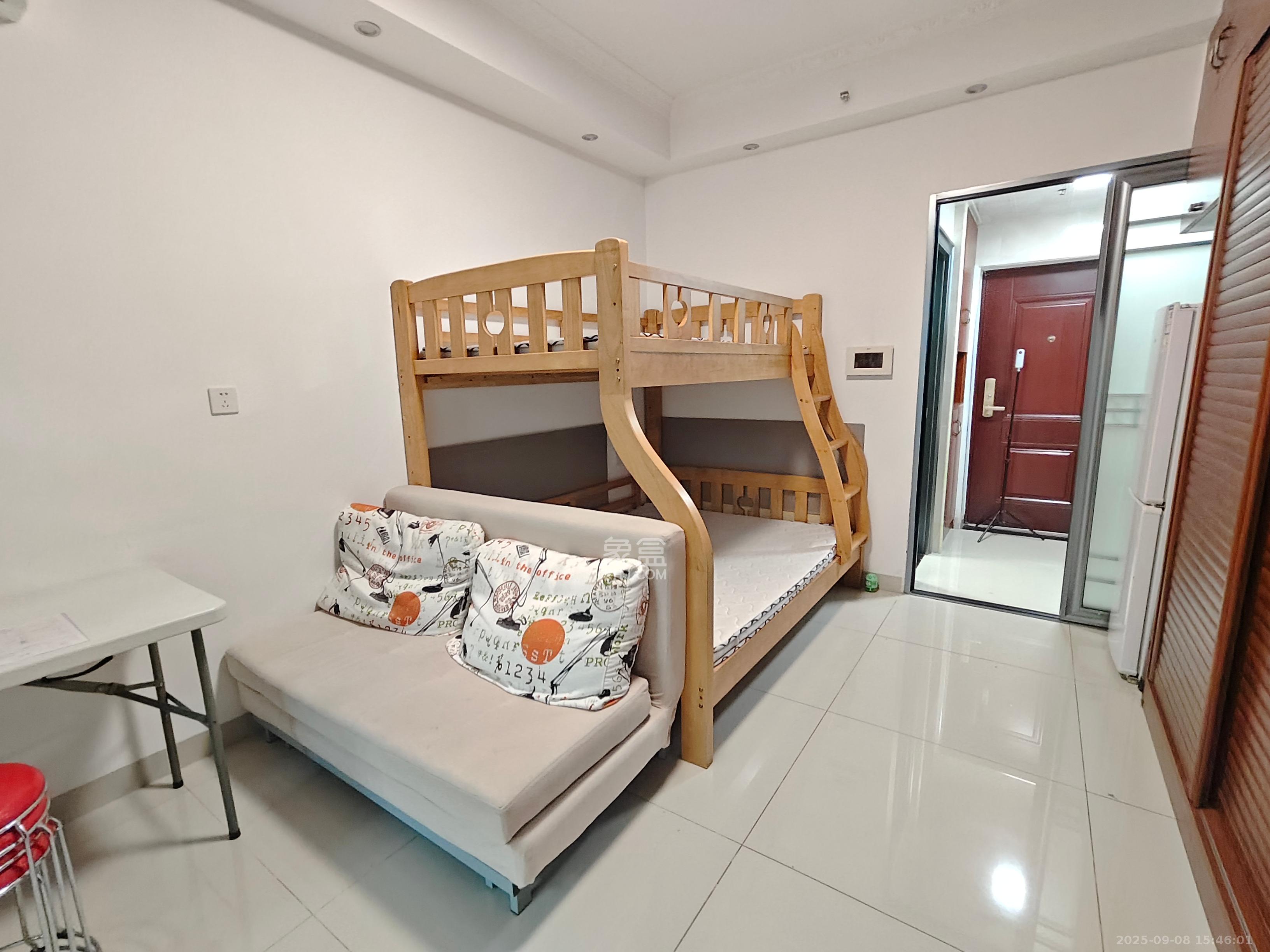 蓝光雍锦阁 1室1厅1卫 1600.0元/月 蓝光雍锦阁 1室1厅1卫 1600.0元/月室内图