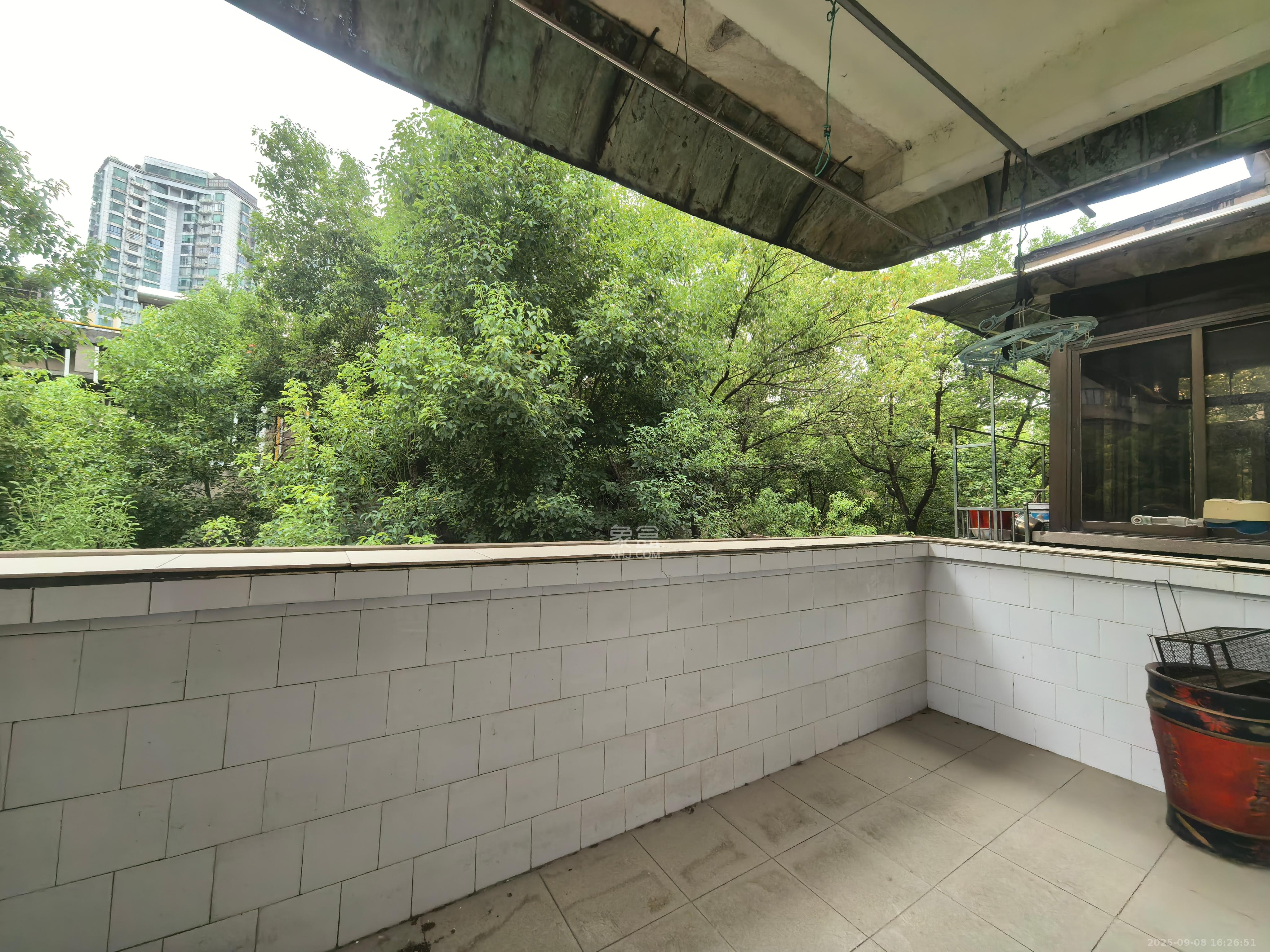 省水院宿舍  3室2厅1卫    2000.0元/月室内图