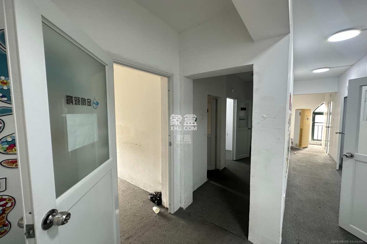 东玺门 4室1厅1卫 3000.0元/月 东玺门 4室1厅1卫 3000.0元/月室内图