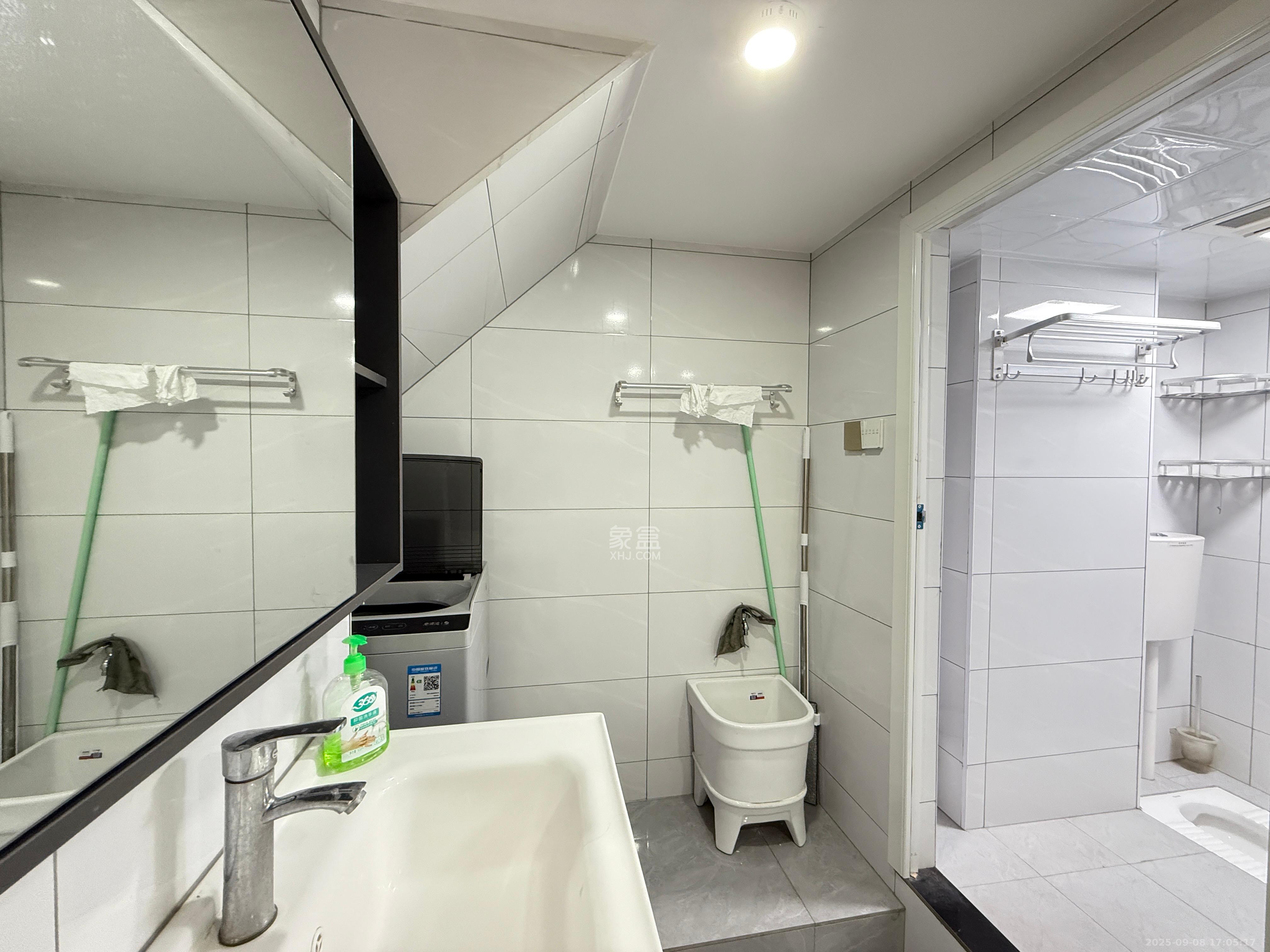 弘阳时光里 2室1厅1卫 1900.0元/月 弘阳时光里 2室1厅1卫 1900.0元/月室内图