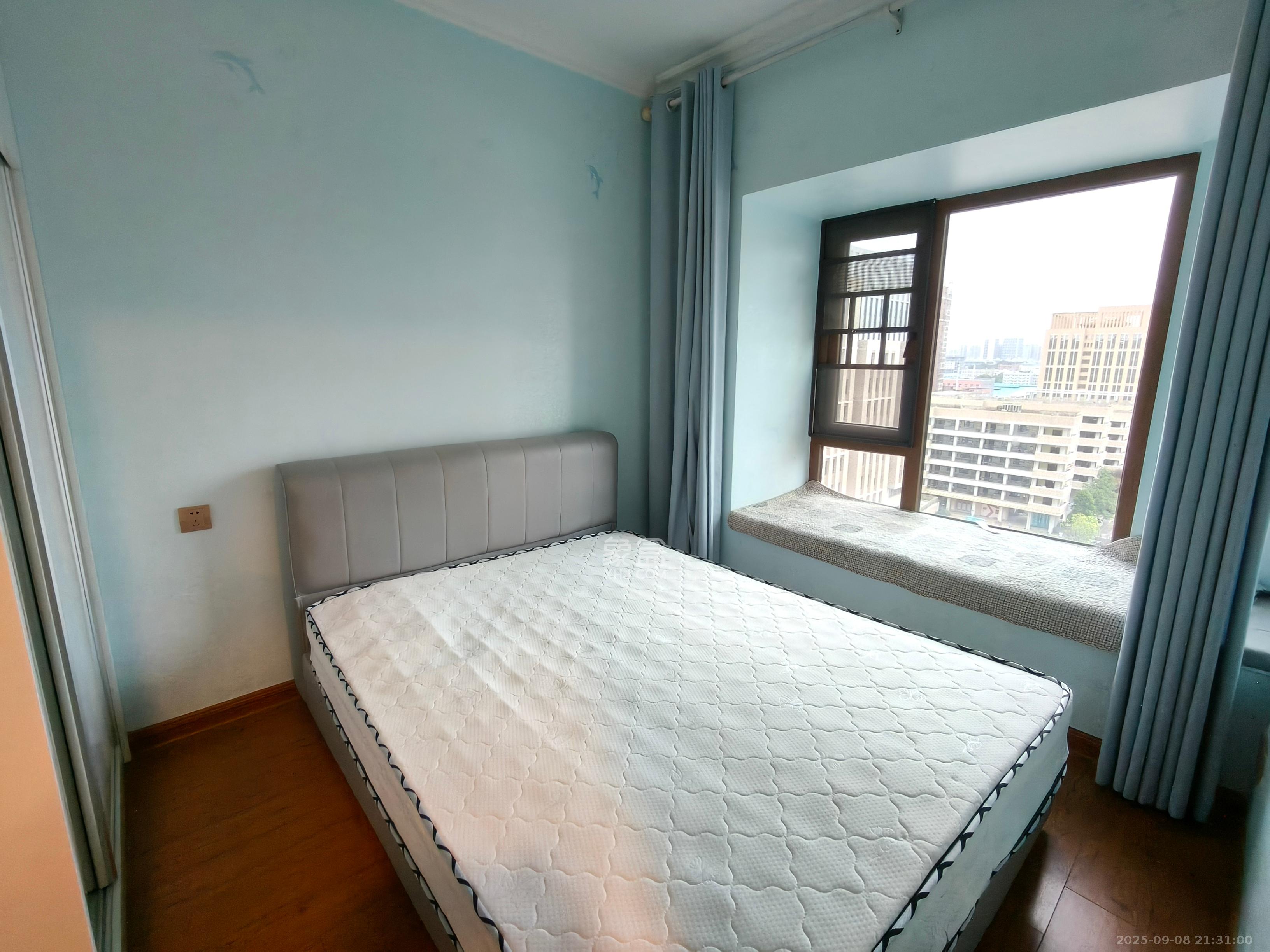 碧桂园星城首府 4室2厅2卫 3800.0元/月 碧桂园星城首府 4室2厅2卫 3800.0元/月室内图