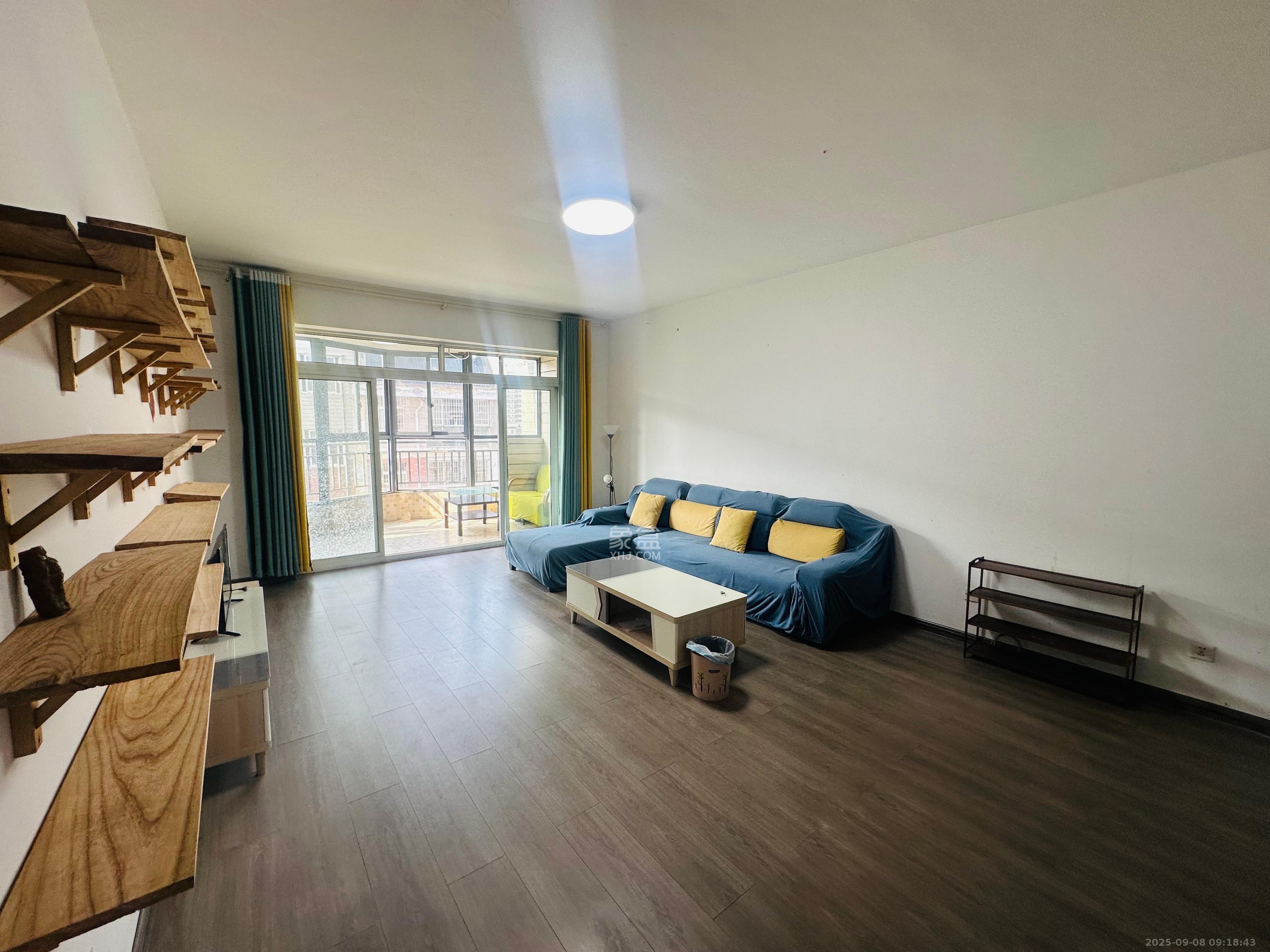 水木兰庭  3室2厅2卫    2000.0元/月室内图