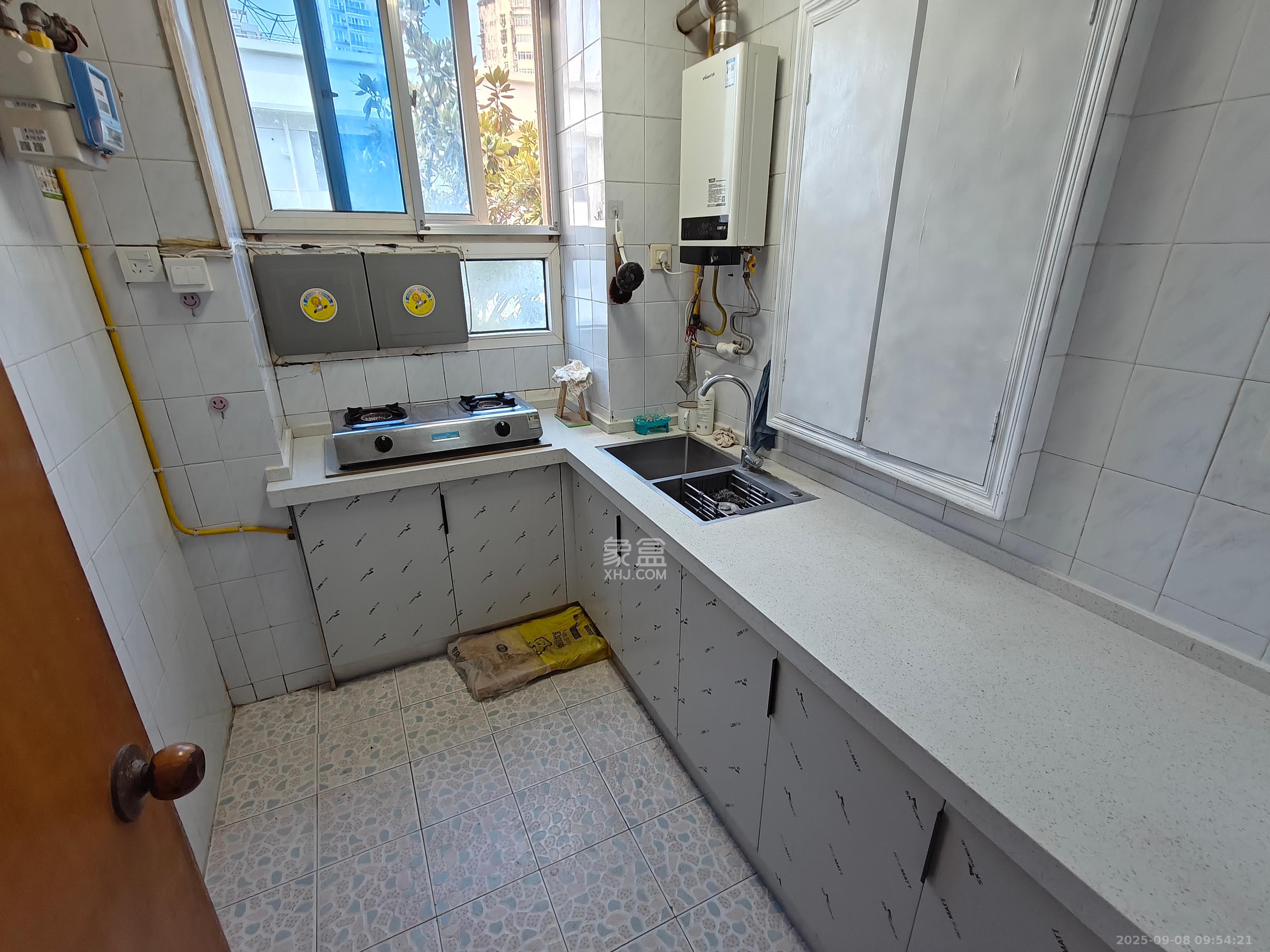 湖南石油化学工业局小区(侯家塘化工厅) 2室2厅1卫 2000.0元/月 湖南石油化学工业局小区(侯家塘化工厅) 2室2厅1卫 2000.0元/月室内图