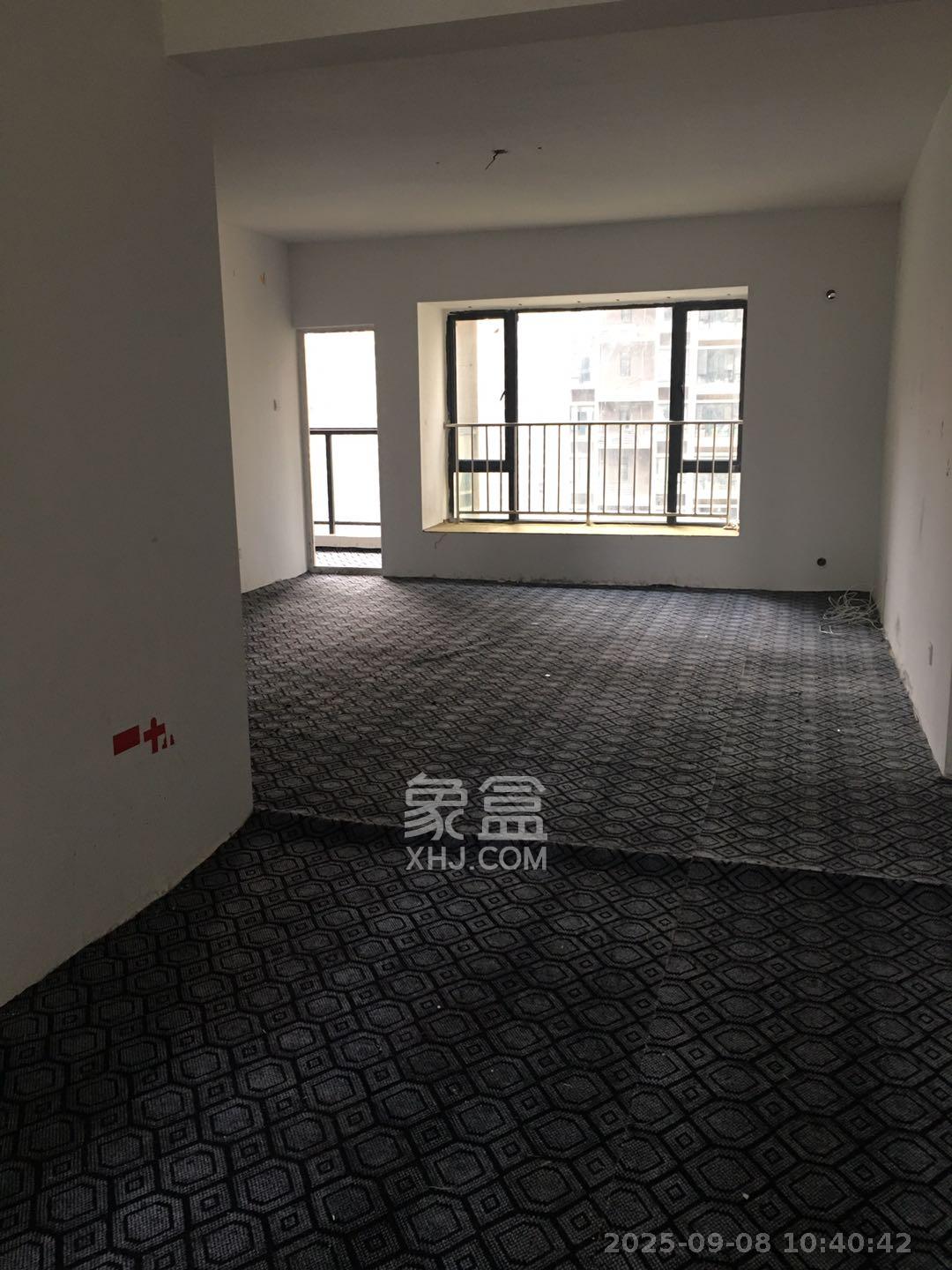 蓝山郡  5室2厅2卫    2200.0元/月室内图