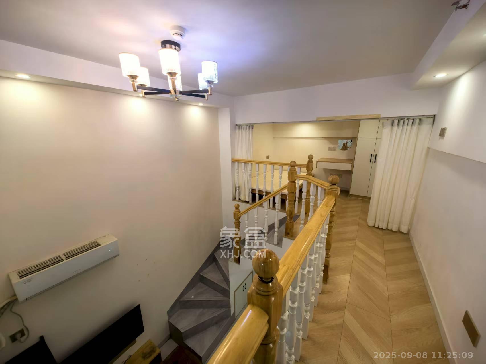 天鸿天府(天鸿中央大院)  2室1厅1卫    1600.0元/月 天鸿天府(天鸿中央大院)  2室1厅1卫    1600.0元/月室内图