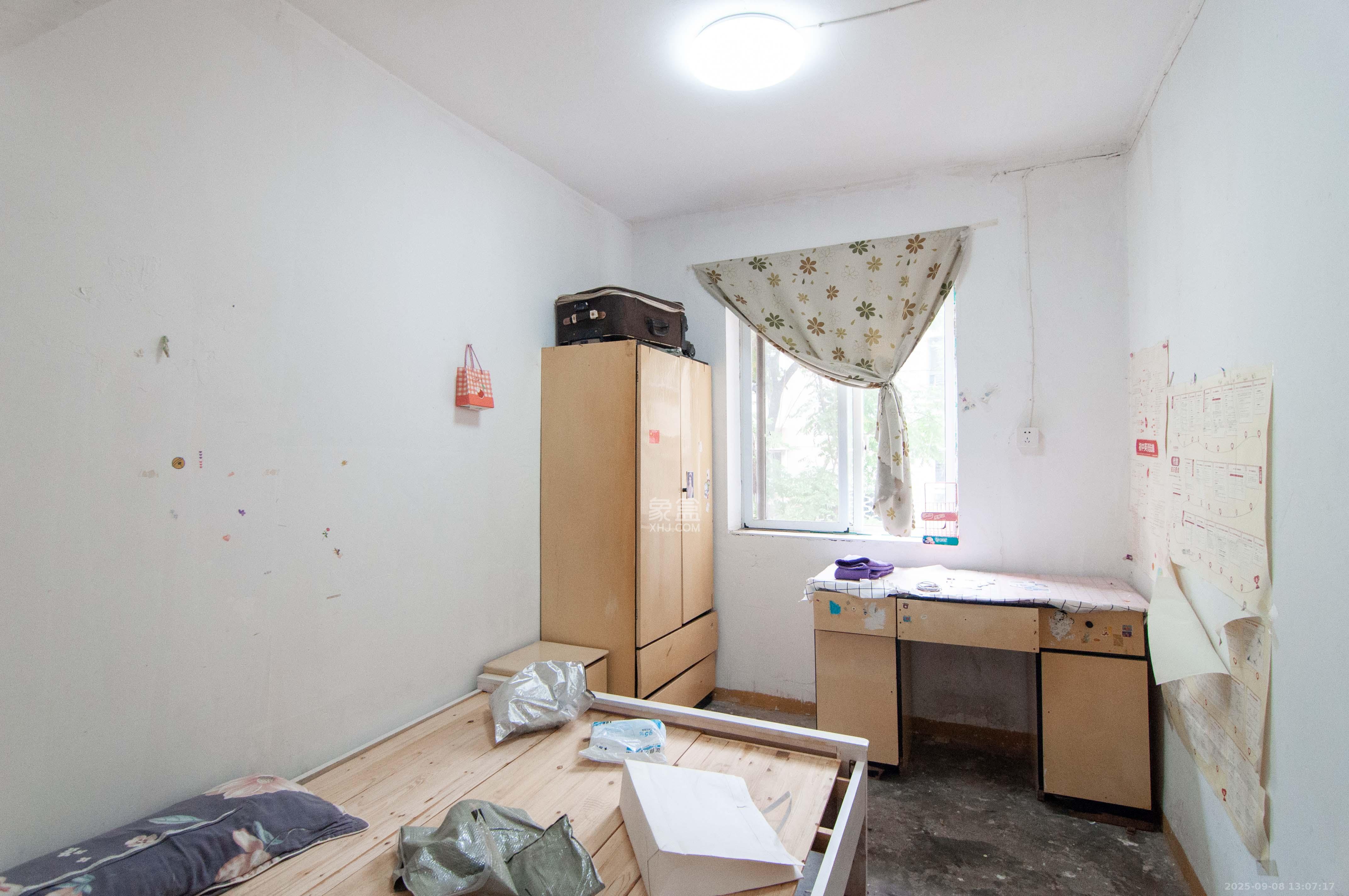 航天大院  2室2厅1卫    40.0万 航天大院  2室2厅1卫    40.0万其他