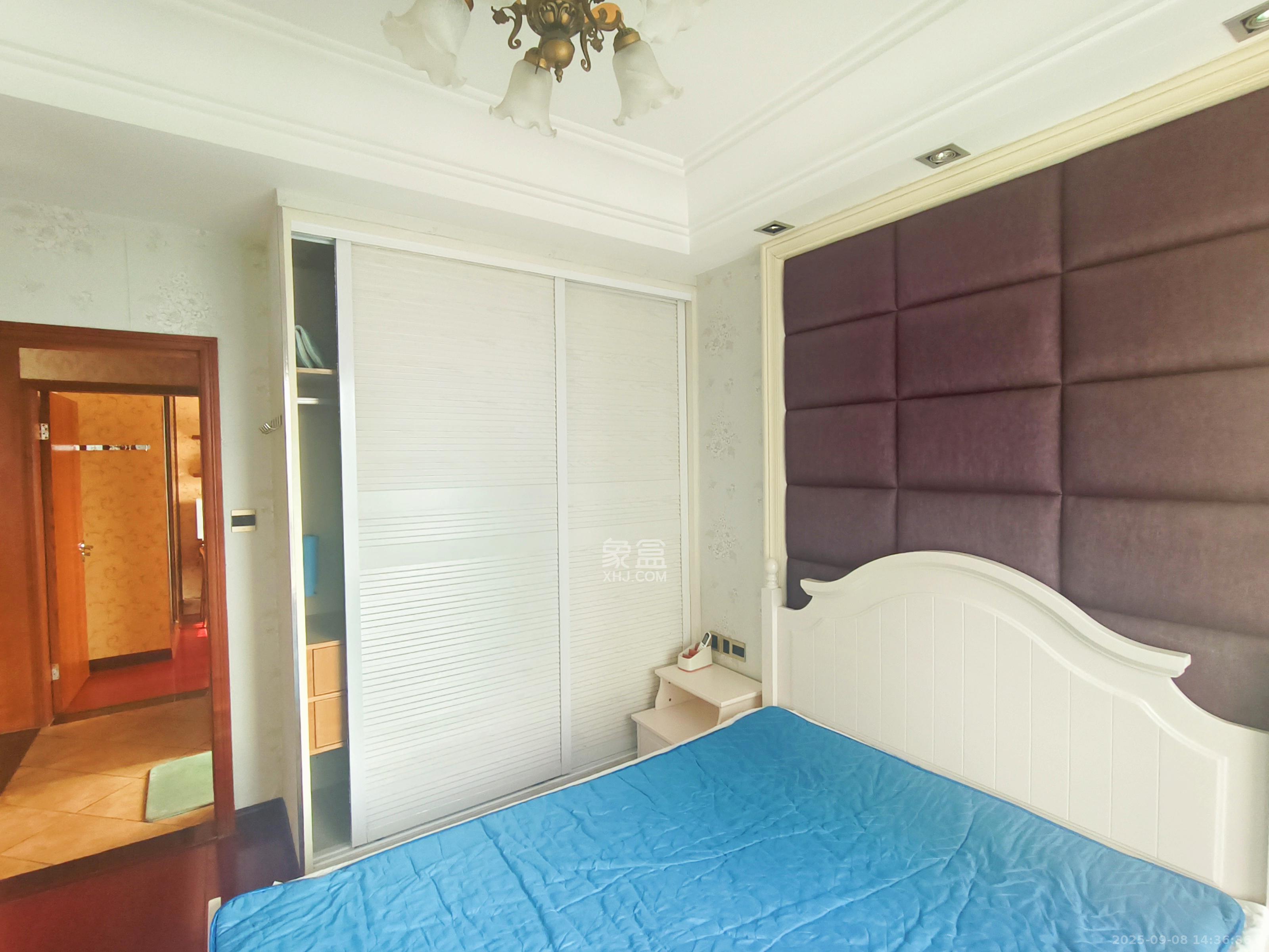 金麓国际 4室2厅2卫 3800.0元/月 金麓国际 4室2厅2卫 3800.0元/月室内图