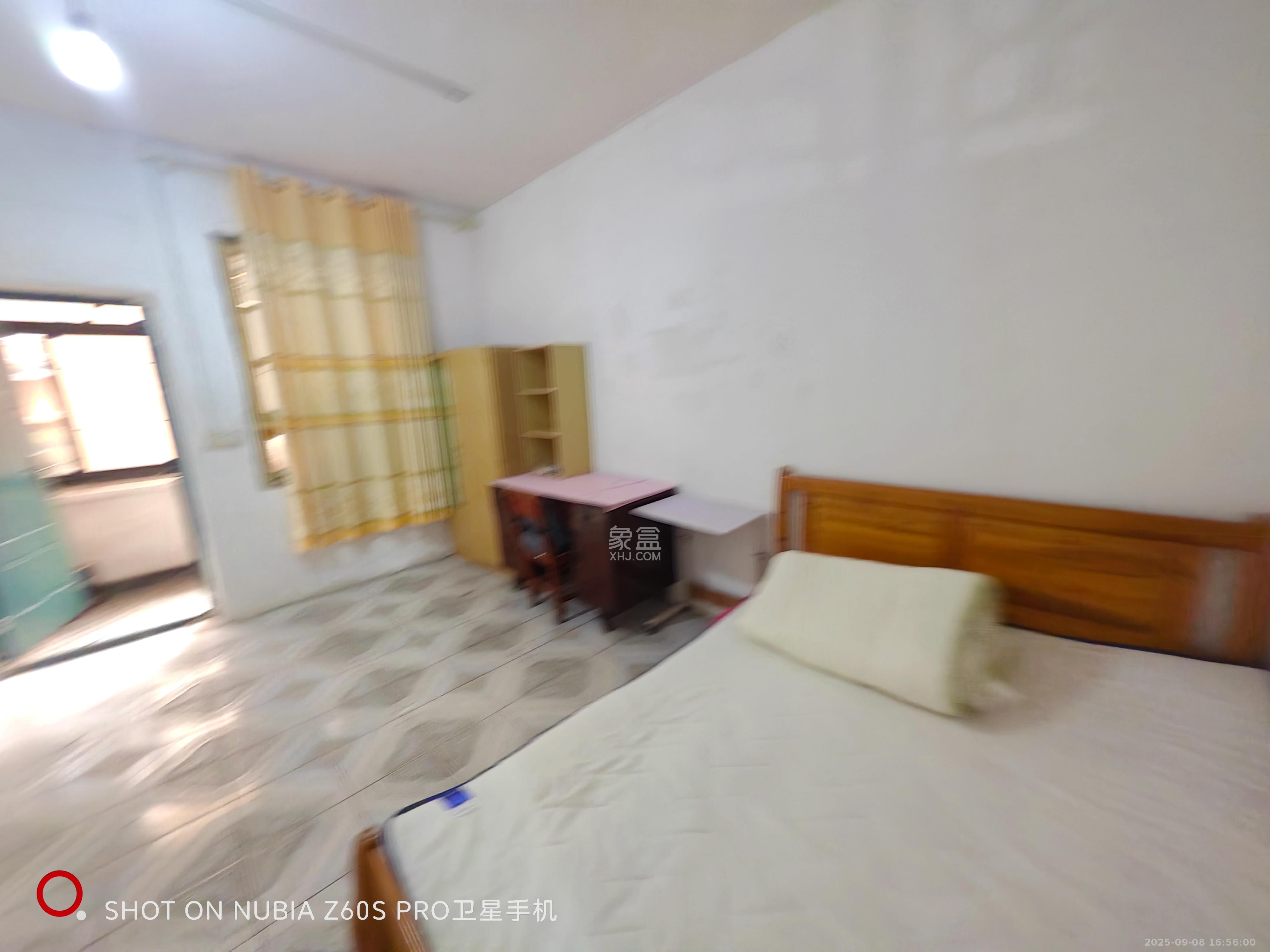 文艺新村 1室1厅1卫 1300.0元/月 文艺新村 1室1厅1卫 1300.0元/月室内图