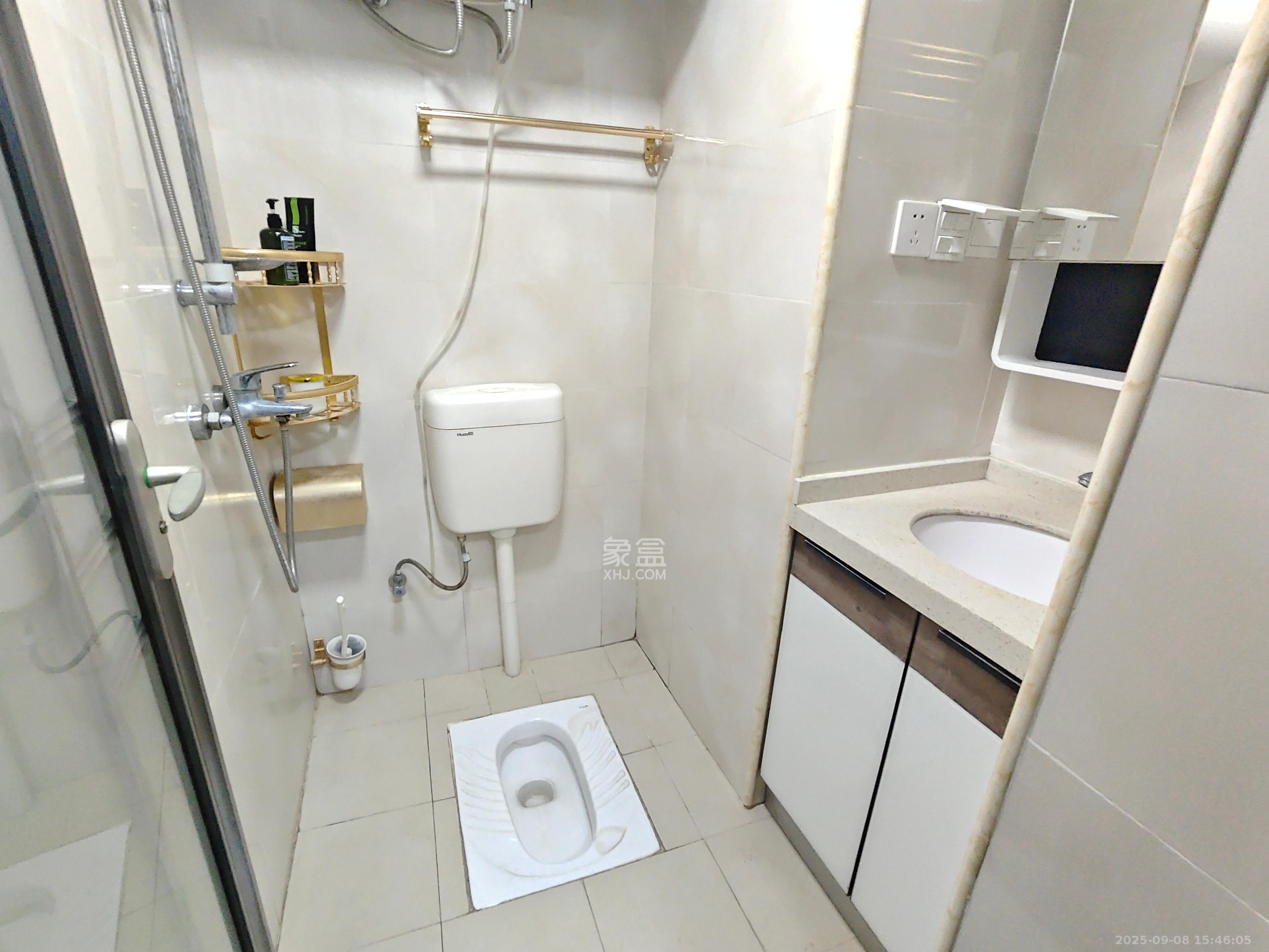 蓝光雍锦阁  1室1厅1卫    1600.0元/月室内图