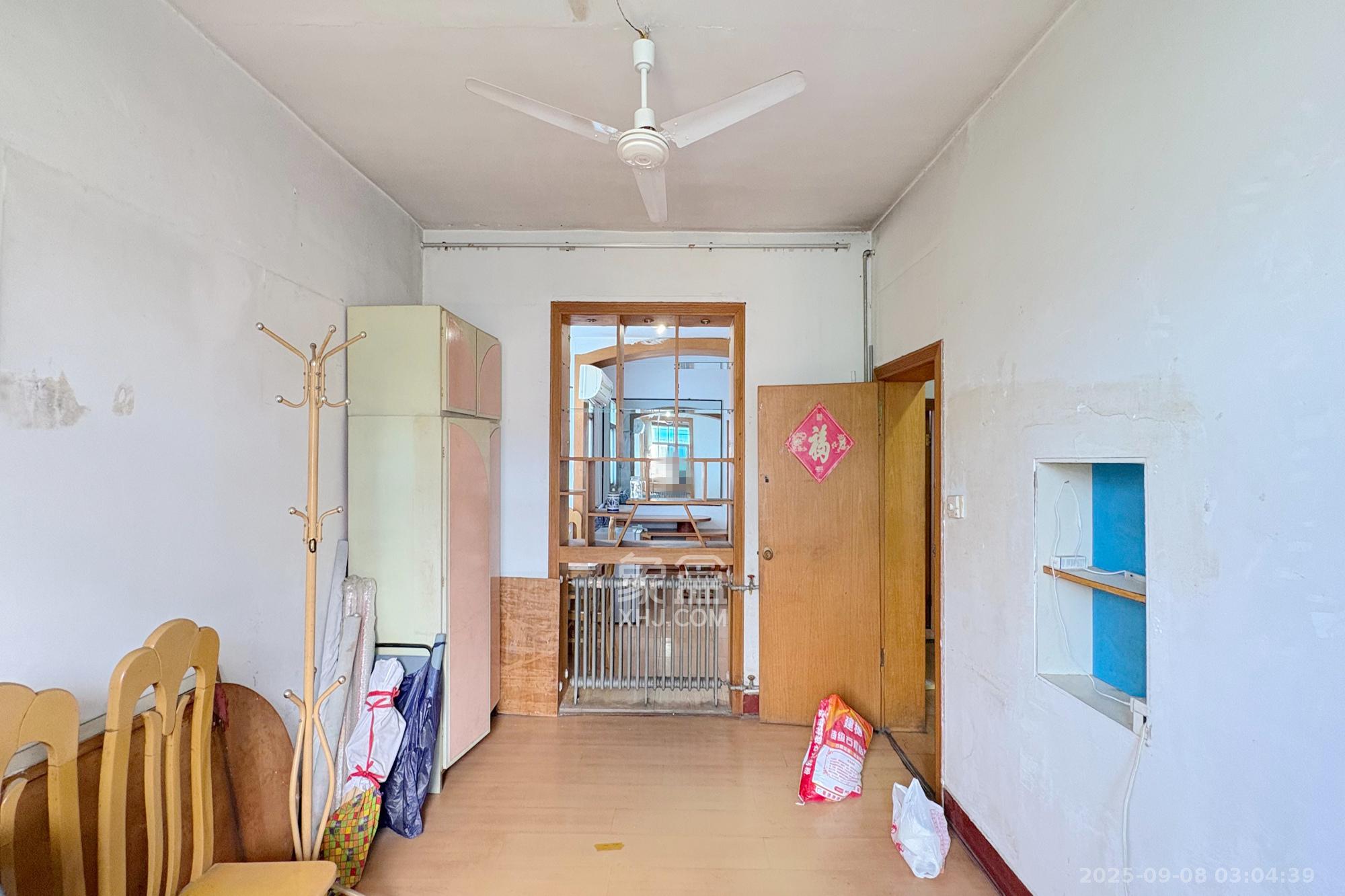 省政府机关二院  3室1厅1卫    86.0万其他