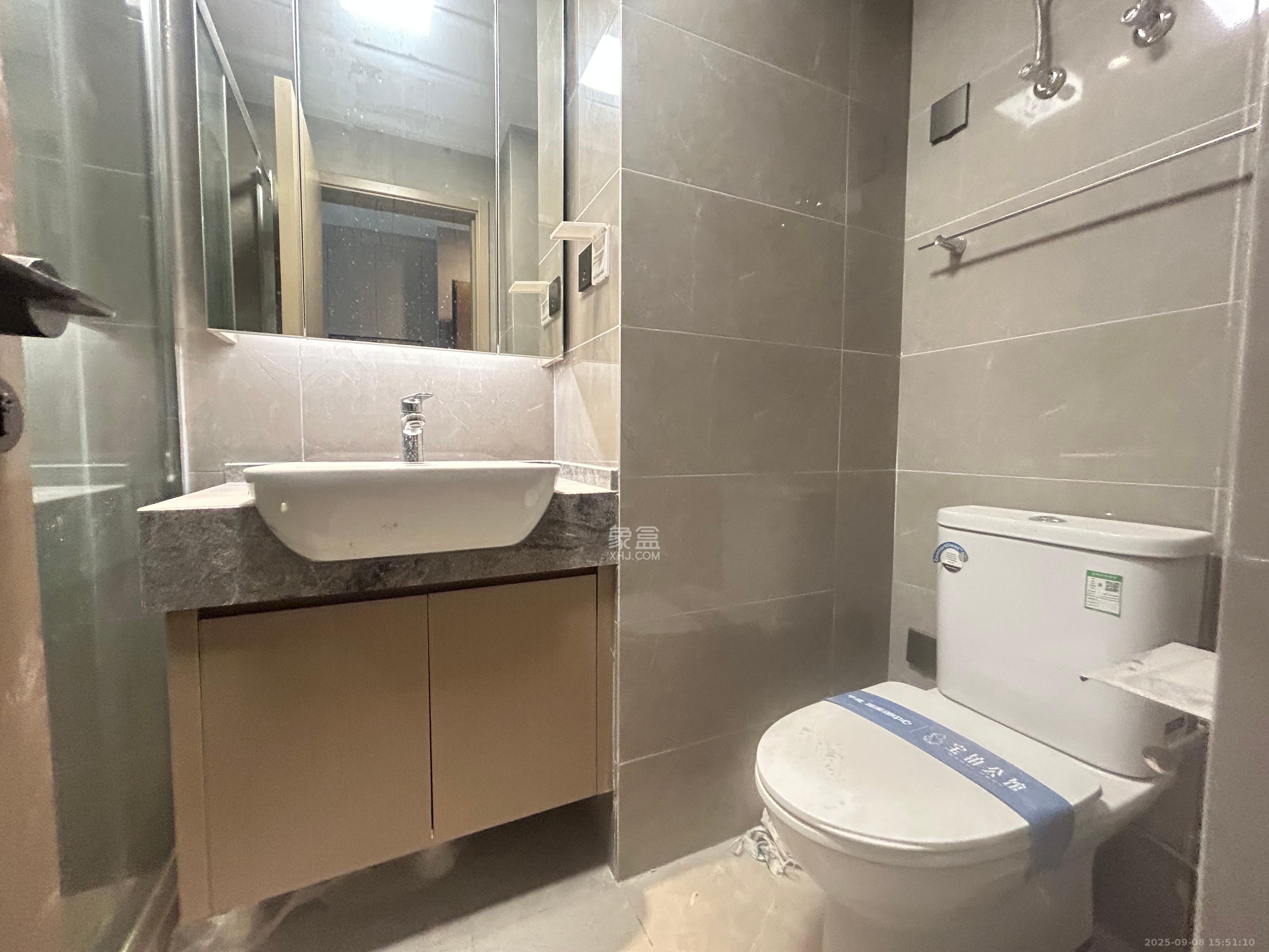 中建宝铂公馆 1室1厅1卫 1800.0元/月 中建宝铂公馆 1室1厅1卫 1800.0元/月室内图