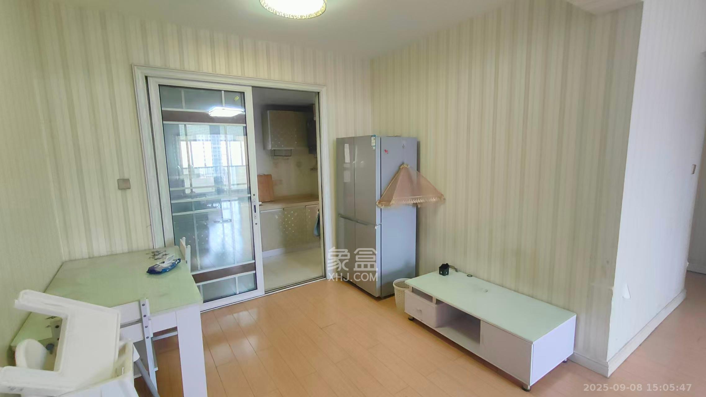 深业睿城  3室2厅2卫    2100.0元/月室内图