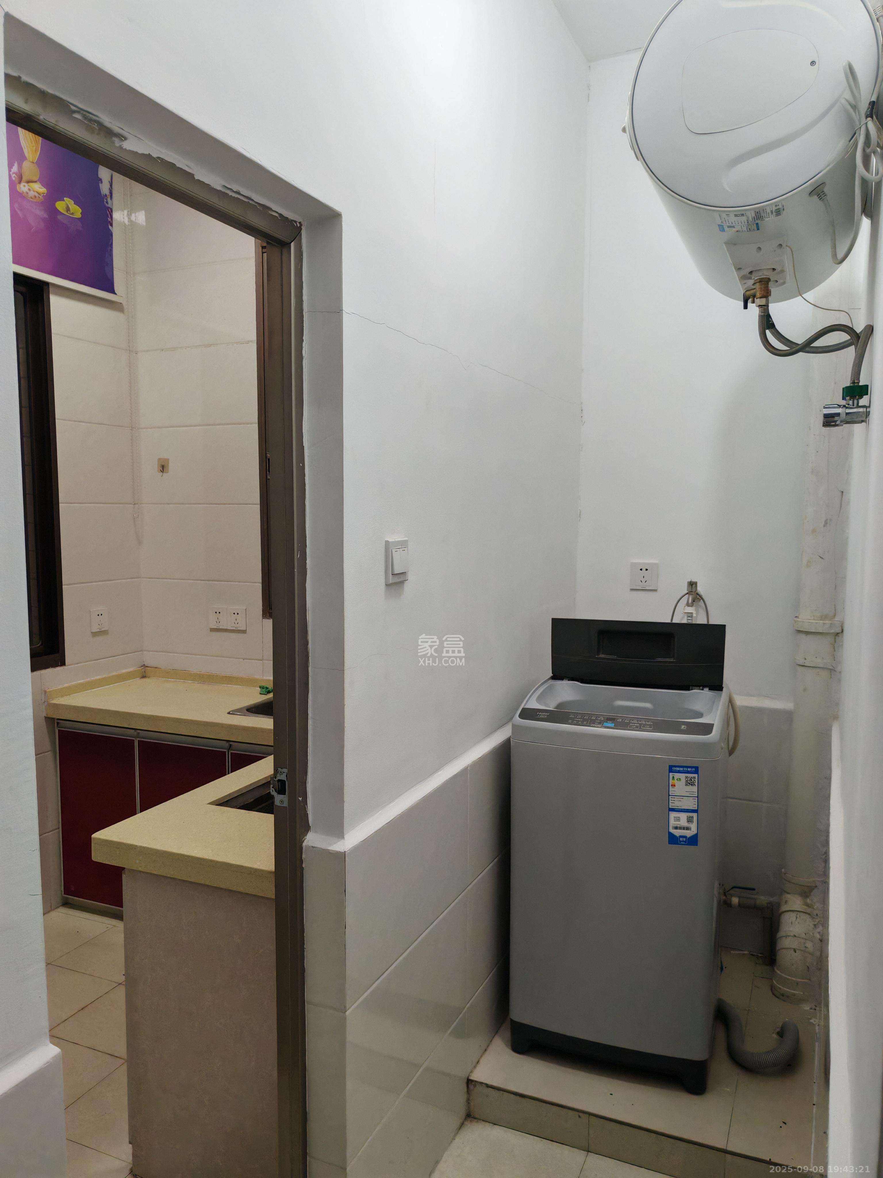 罗汉庄安置小区 3室1厅1卫 1000.0元/月 罗汉庄安置小区 3室1厅1卫 1000.0元/月室内图