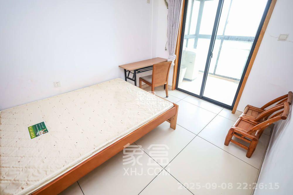 西城龙庭 4室2厅2卫 3200.0元/月 西城龙庭 4室2厅2卫 3200.0元/月室内图