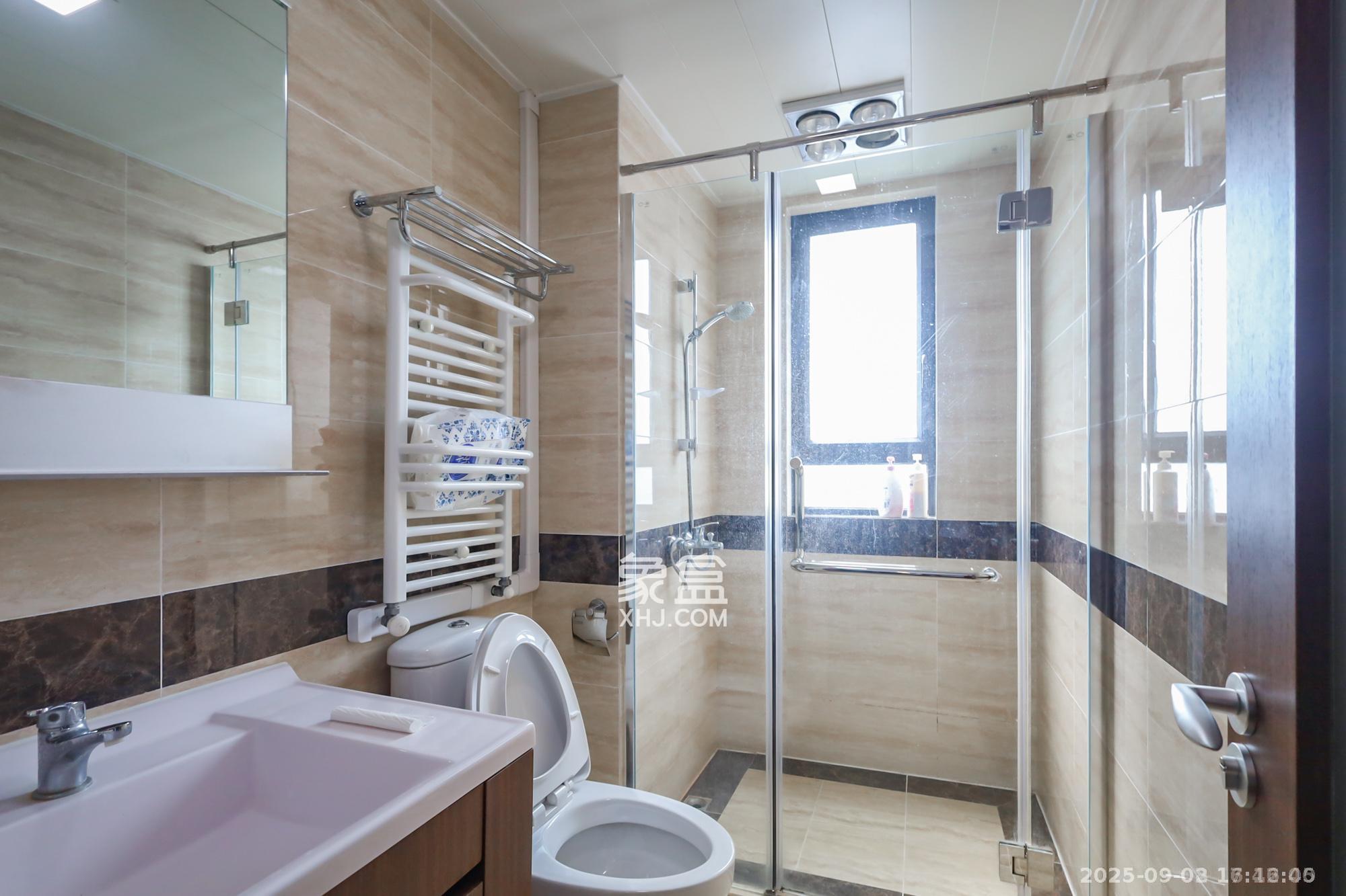 万科里金域国际  3室2厅1卫    4200.0元/月 万科里金域国际  3室2厅1卫    4200.0元/月室内图