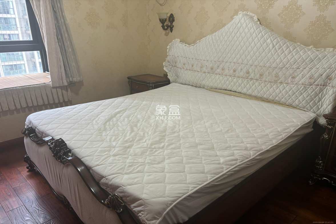 高鑫麓城 3室2厅2卫 2700.0元/月 高鑫麓城 3室2厅2卫 2700.0元/月室内图