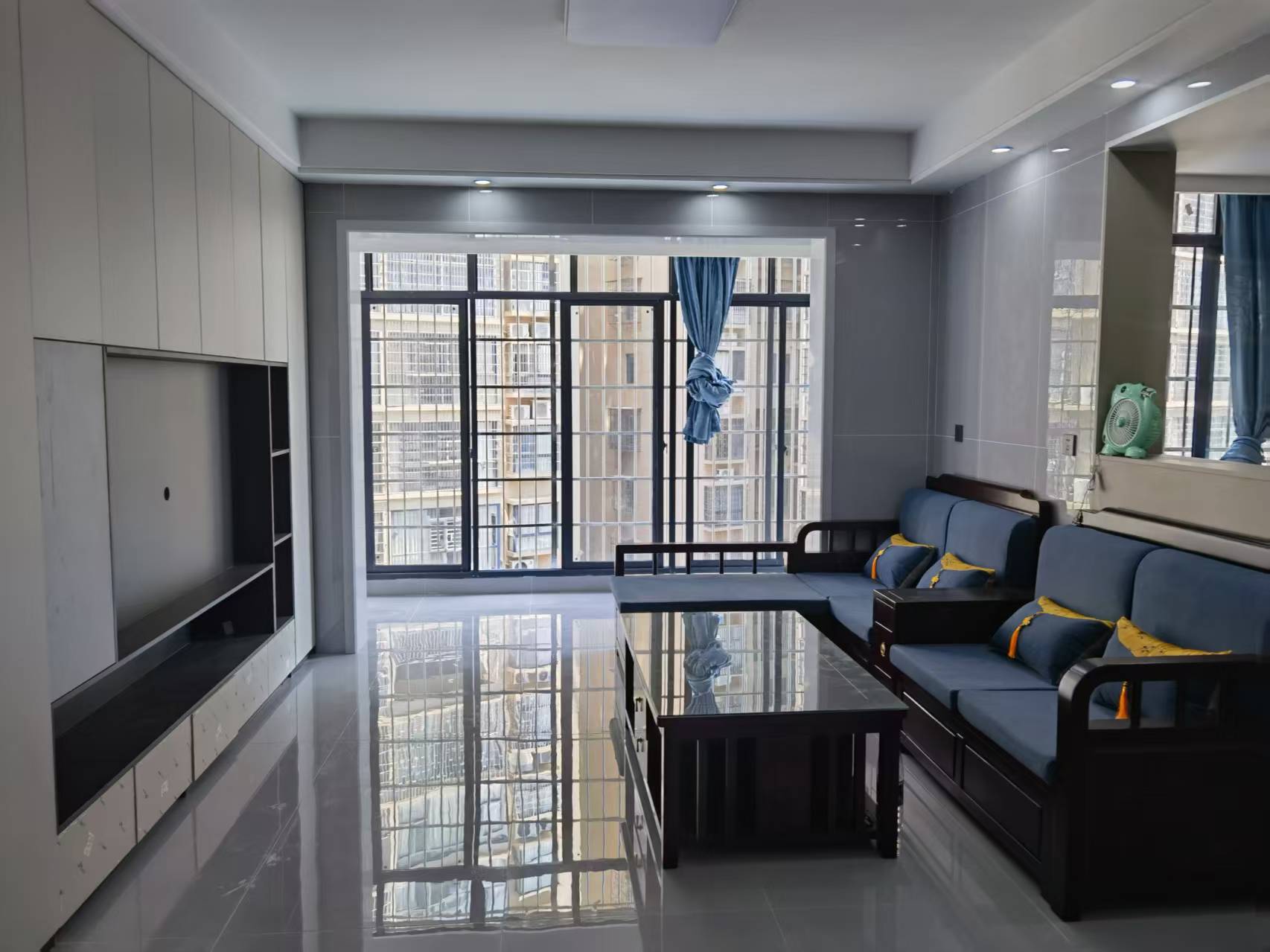 龙城金水丽都 1室0厅0卫 2400.0元/月 龙城金水丽都 1室0厅0卫 2400.0元/月室内图