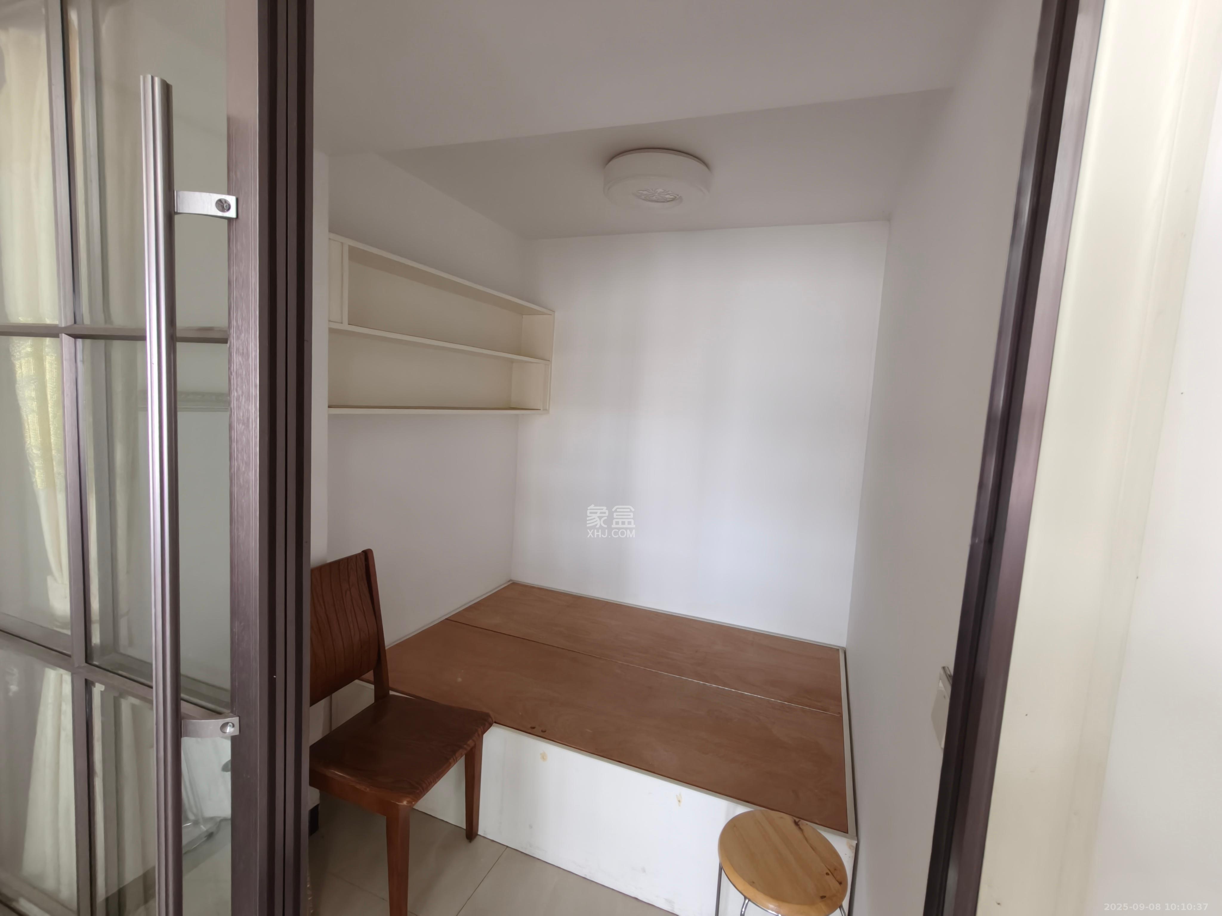 新长海广场 2室2厅1卫 1780.0元/月 新长海广场 2室2厅1卫 1780.0元/月室内图