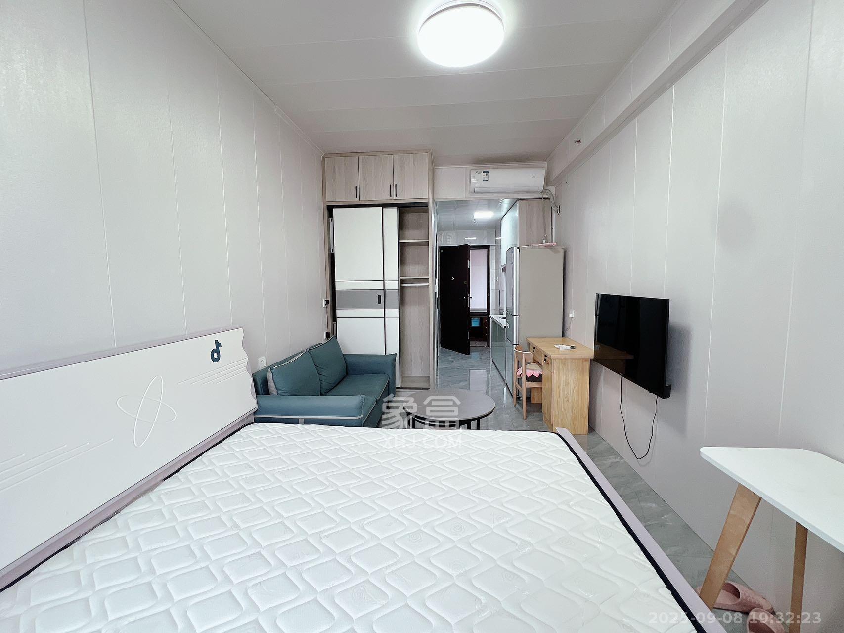 保利麓谷林语I区 1室1厅1卫 1400.0元/月 保利麓谷林语I区 1室1厅1卫 1400.0元/月室内图