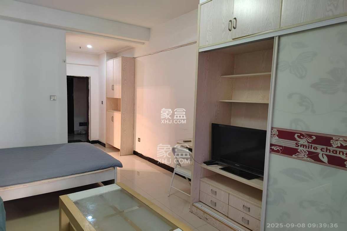 水岸世景 1室1厅1卫 1100.00元/月 水岸世景 1室1厅1卫 1100.00元/月室内图