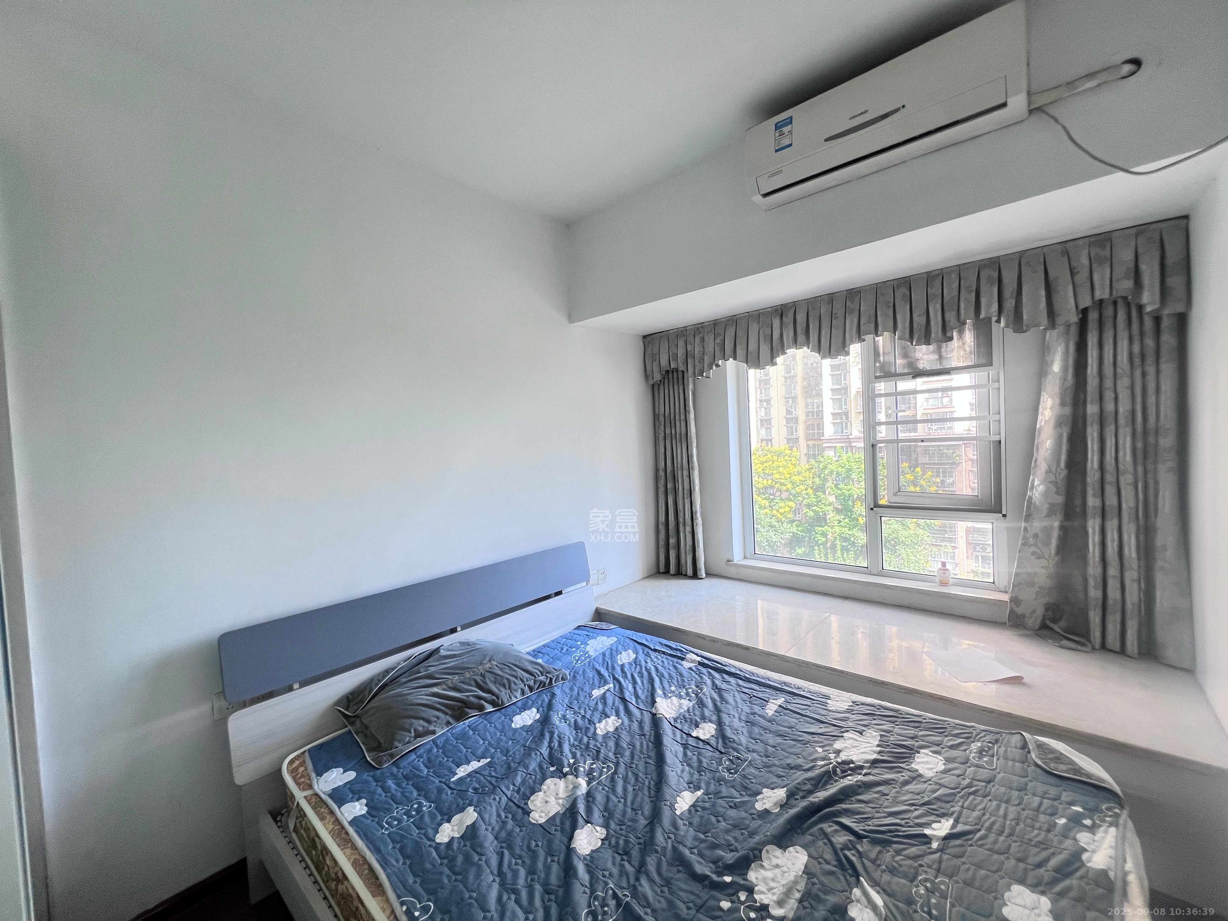 万国城(当代满庭春MOMA)三期  3室2厅2卫    2900.0元/月 万国城(当代满庭春MOMA)三期  3室2厅2卫    2900.0元/月室内图