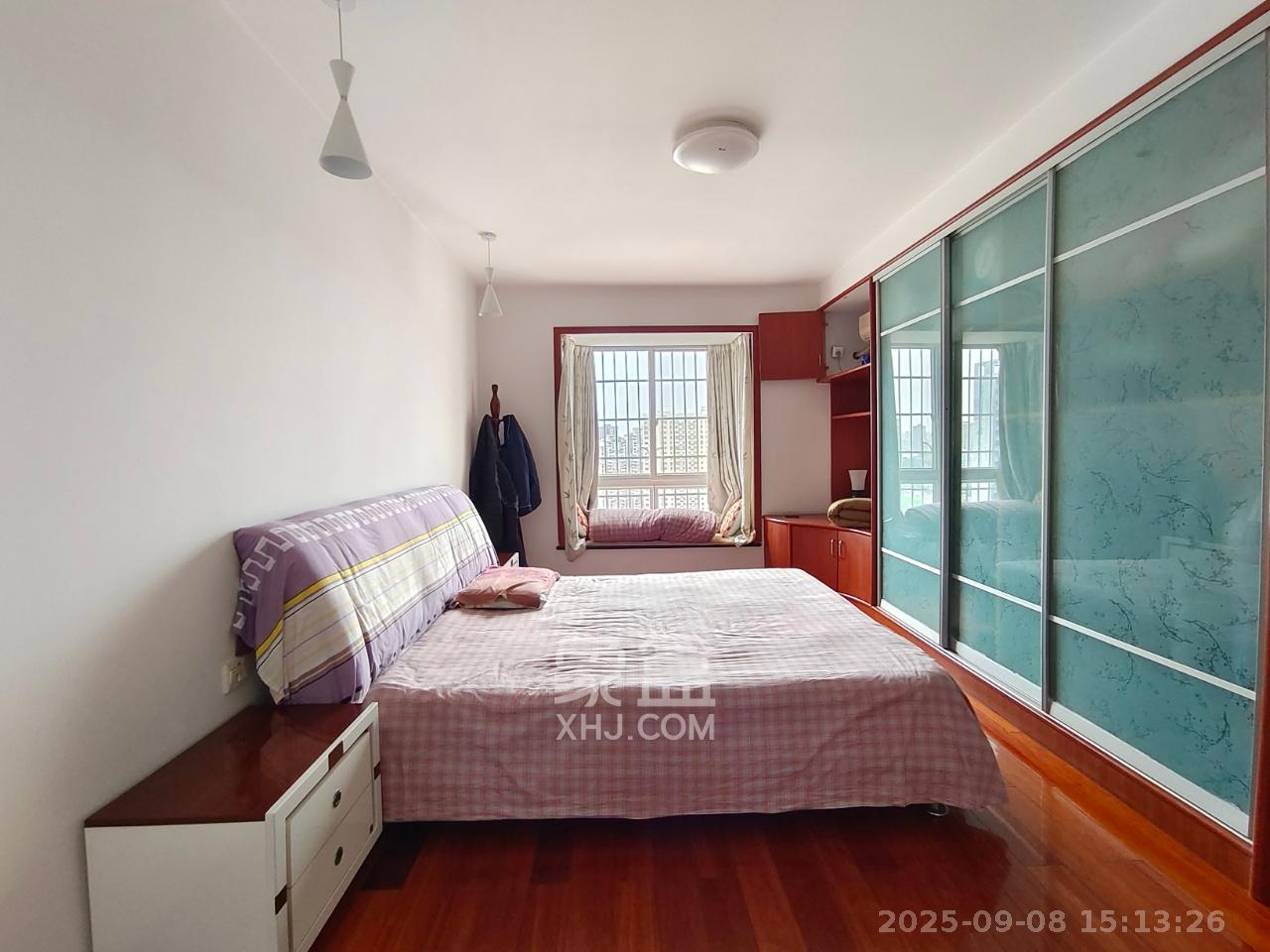 海利华宫大厦 3室2厅2卫 3000.0元/月 海利华宫大厦 3室2厅2卫 3000.0元/月室内图