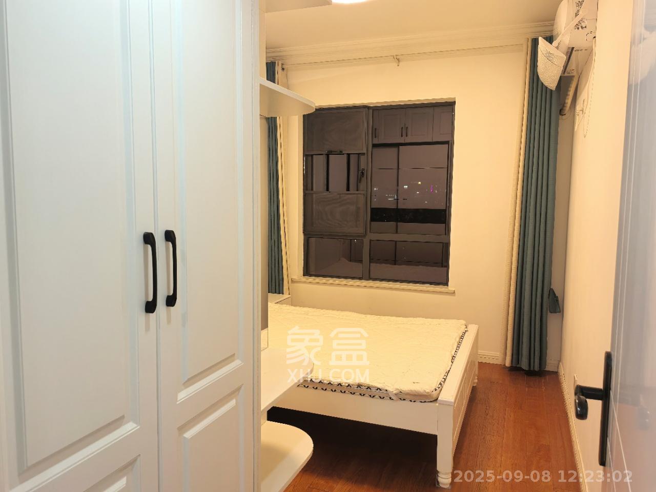 叠彩兰亭 3室2厅1卫 2400.0元/月 叠彩兰亭 3室2厅1卫 2400.0元/月室内图