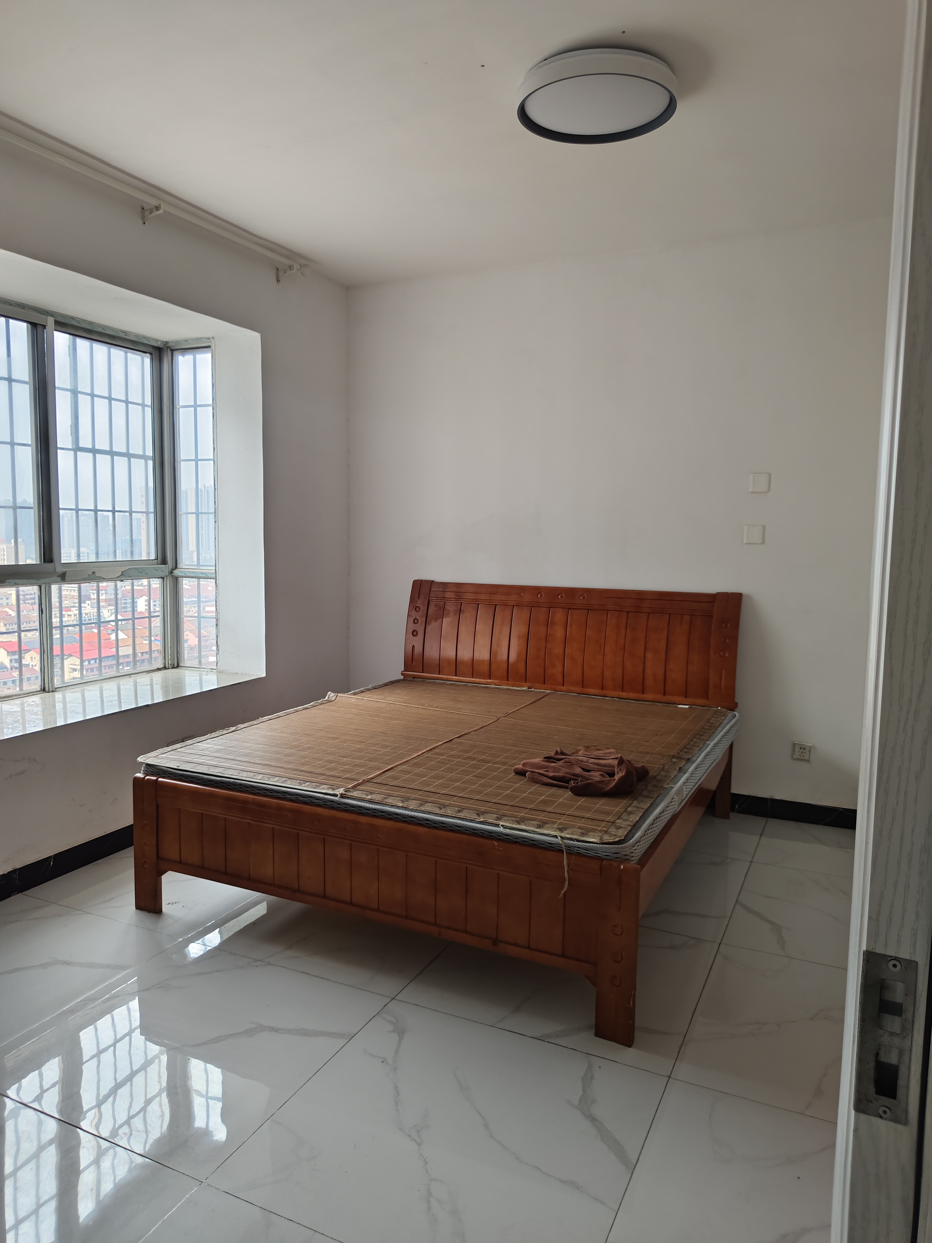 星海名都 3室2厅2卫 1500.0元/月 星海名都 3室2厅2卫 1500.0元/月室内图