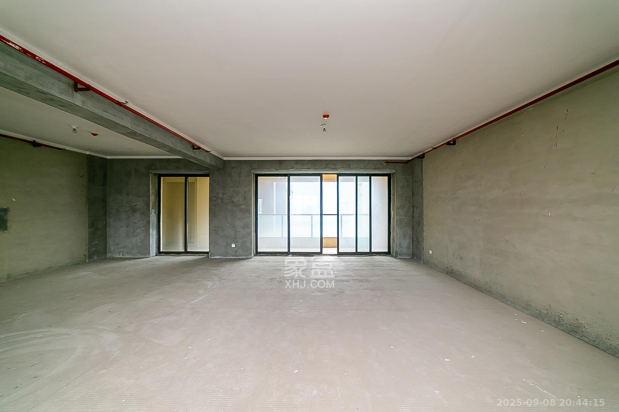 中建江山壹号  6室2厅4卫    708.0万 中建江山壹号  6室2厅4卫    708.0万