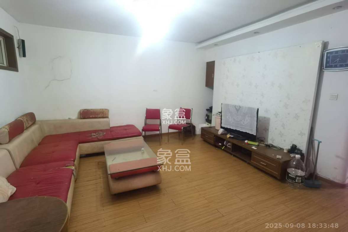 枫林美景  2室2厅1卫    1900.0元/月 枫林美景  2室2厅1卫    1900.0元/月室内图