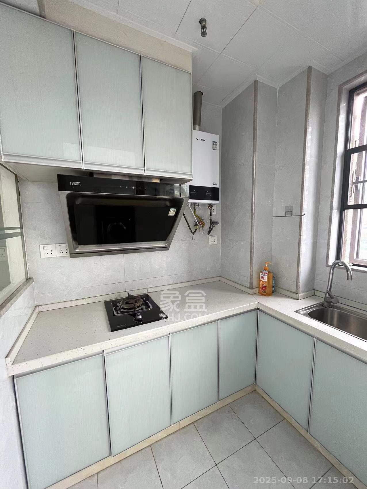 新天地步步高  1室1厅1卫    1200.0元/月 新天地步步高  1室1厅1卫    1200.0元/月室内图