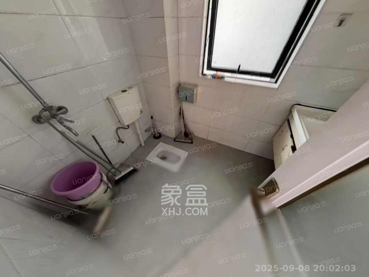 国泰九龙湾 3室2厅1卫 1900.0元/月 国泰九龙湾 3室2厅1卫 1900.0元/月室内图