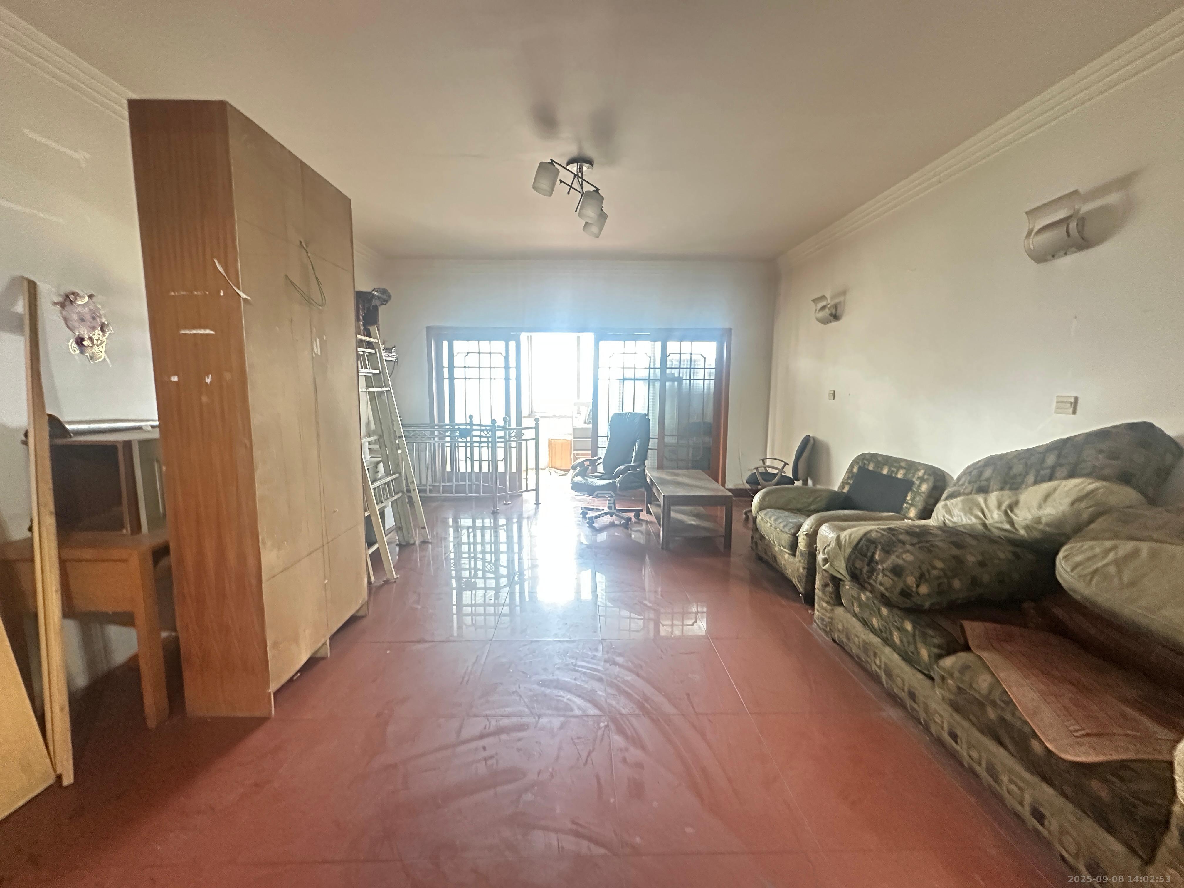 星电花园  4室2厅1卫    3200.0元/月 星电花园  4室2厅1卫    3200.0元/月户型图