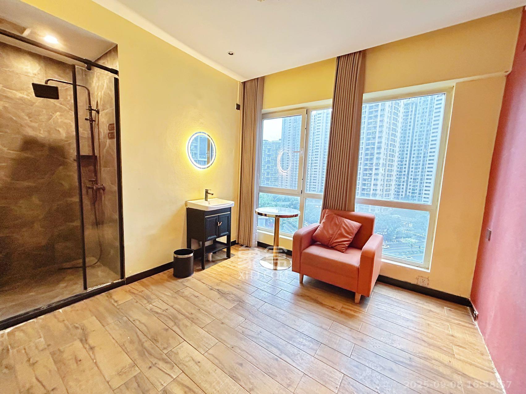 北辰三角洲B1E1区  5室1厅1卫    13000.0元/月 北辰三角洲B1E1区  5室1厅1卫    13000.0元/月