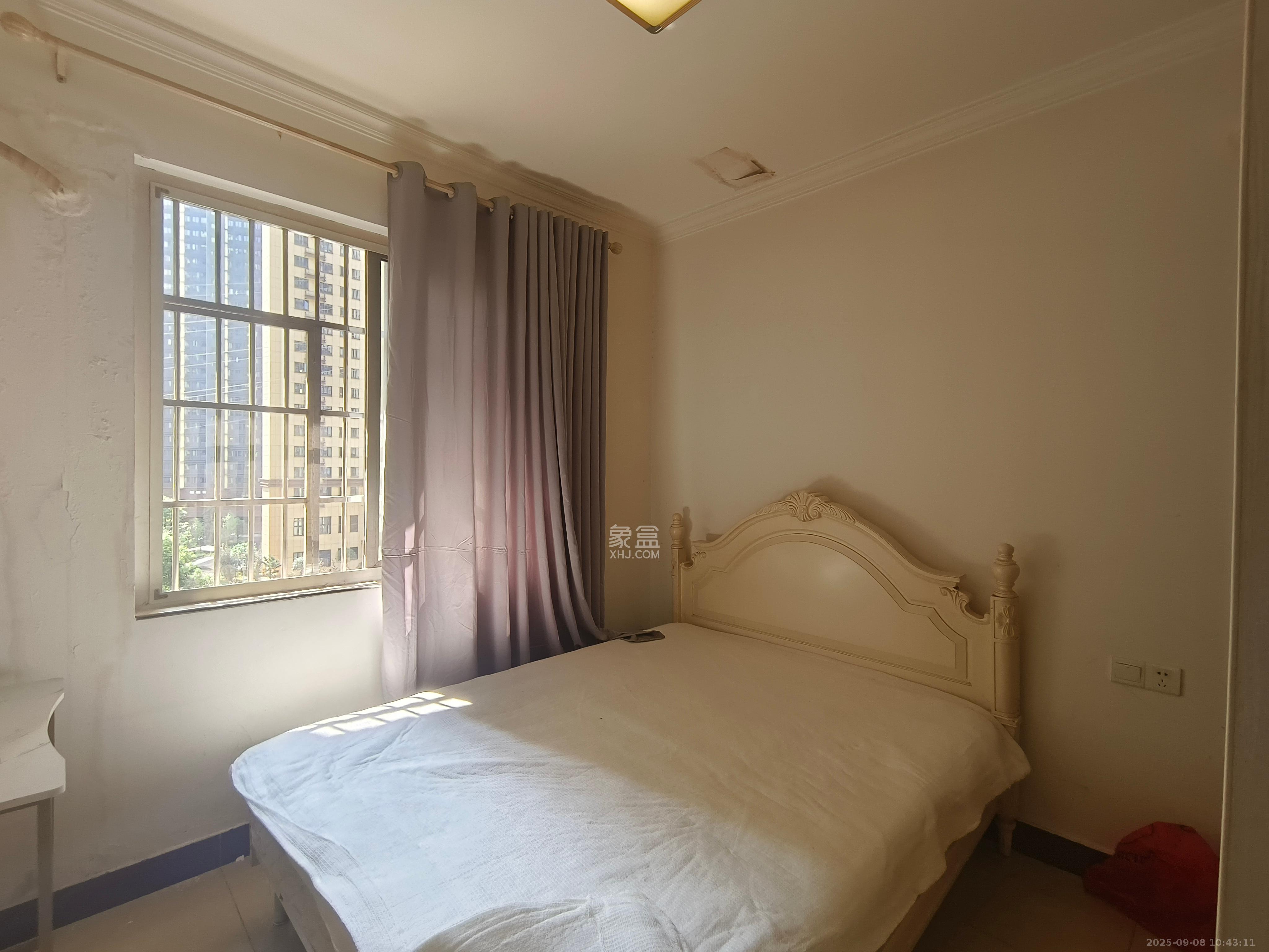 星城新宇颐景苑  2室2厅1卫    2100.0元/月 星城新宇颐景苑  2室2厅1卫    2100.0元/月室内图