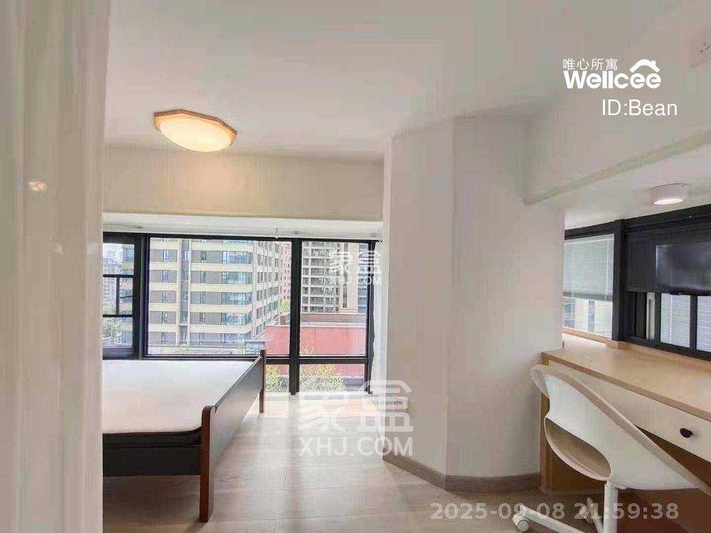 华润翡翠府 2室2厅1卫 2300.00元/月 华润翡翠府 2室2厅1卫 2300.00元/月室内图