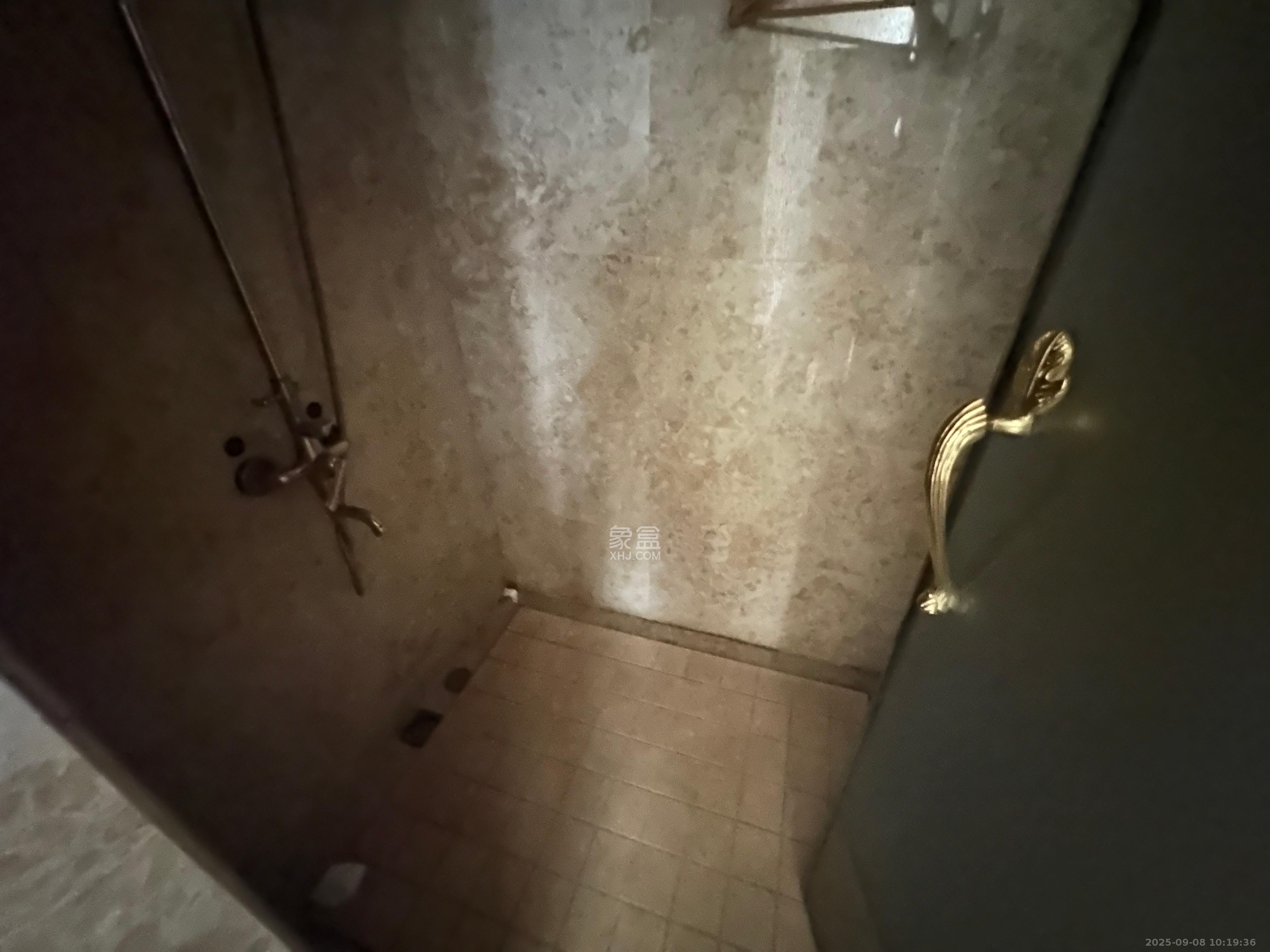 星宇V立方（旭和大厦）  1室1厅1卫    1700.0元/月室内图