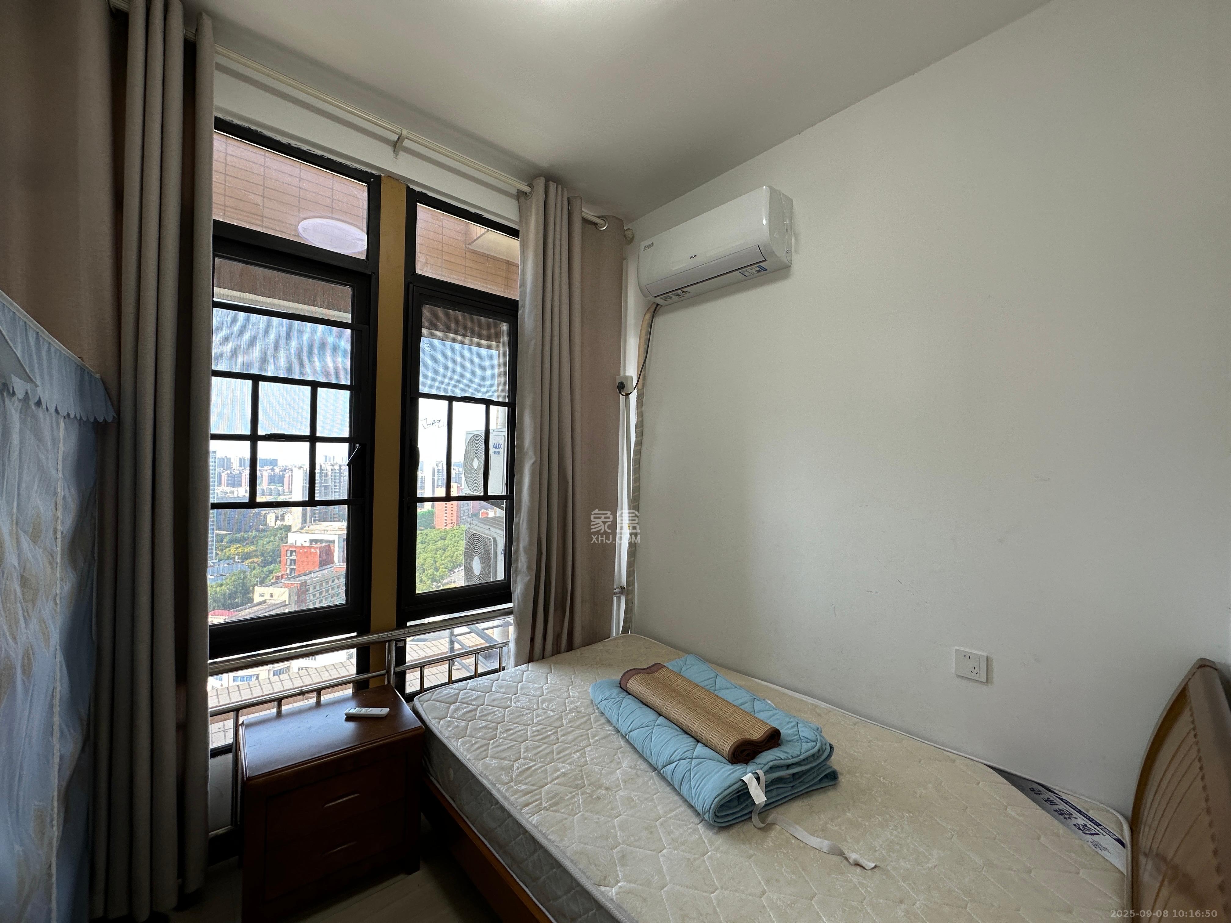 正旺国际铭城(正旺U公馆)  3室2厅1卫    2700.0元/月 正旺国际铭城(正旺U公馆)  3室2厅1卫    2700.0元/月室内图