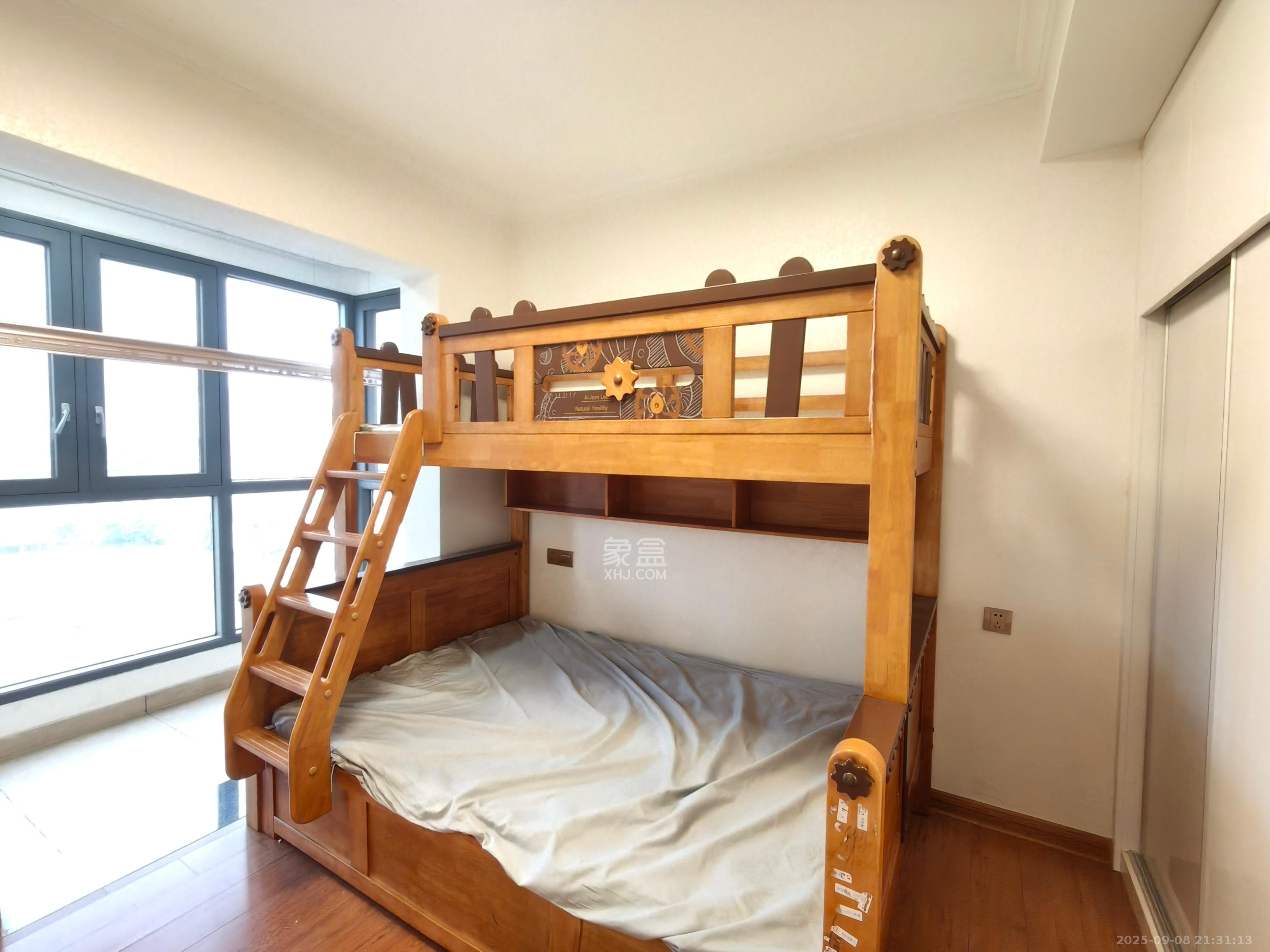 碧桂园星城首府 4室2厅2卫 3800.0元/月 碧桂园星城首府 4室2厅2卫 3800.0元/月室内图