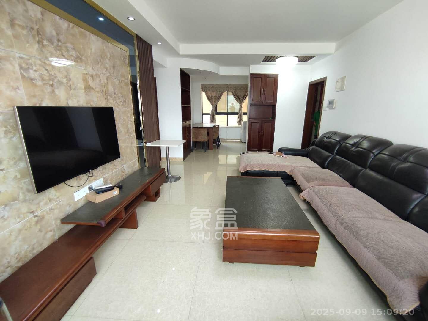 长房时代城  3室2厅1卫    2300.0元/月 长房时代城  3室2厅1卫    2300.0元/月室内图