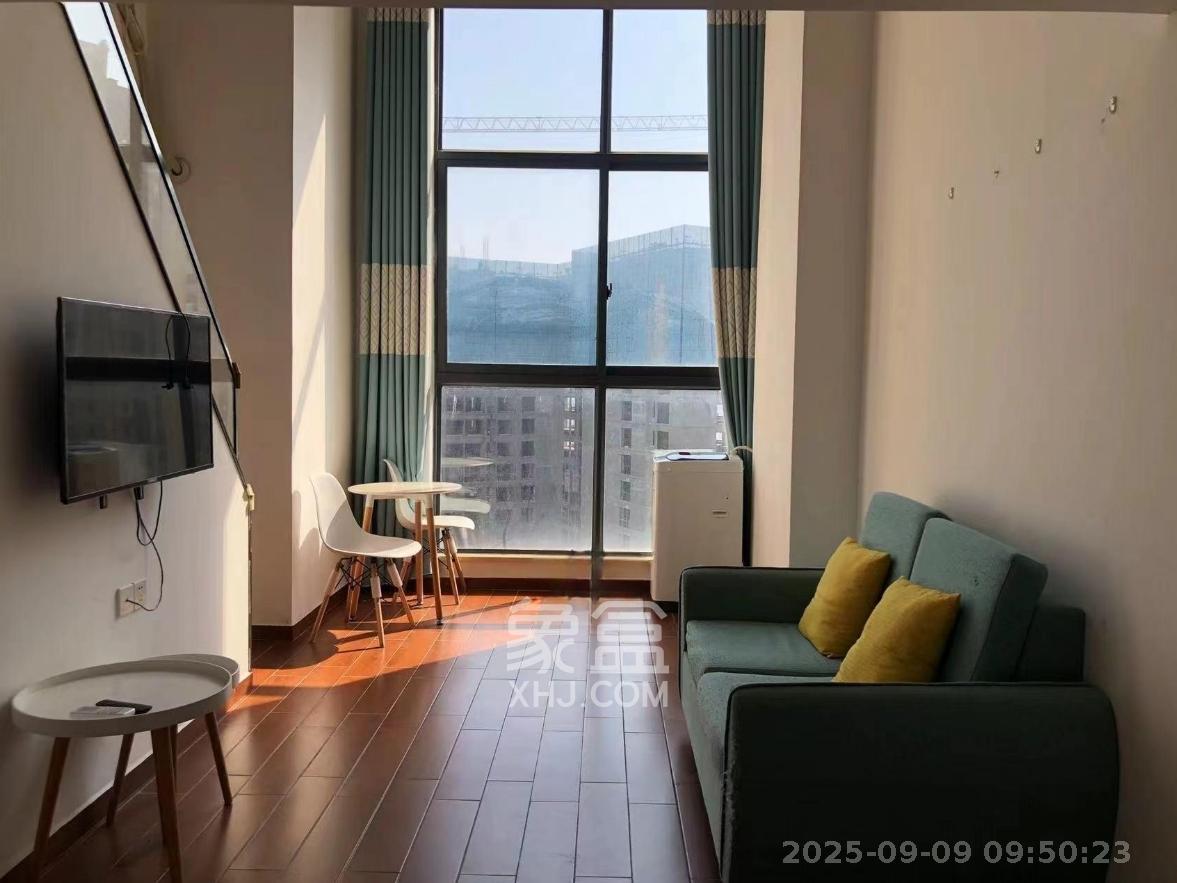 兰亭湾畔 1室1厅1卫 1600.0元/月 兰亭湾畔 1室1厅1卫 1600.0元/月室内图