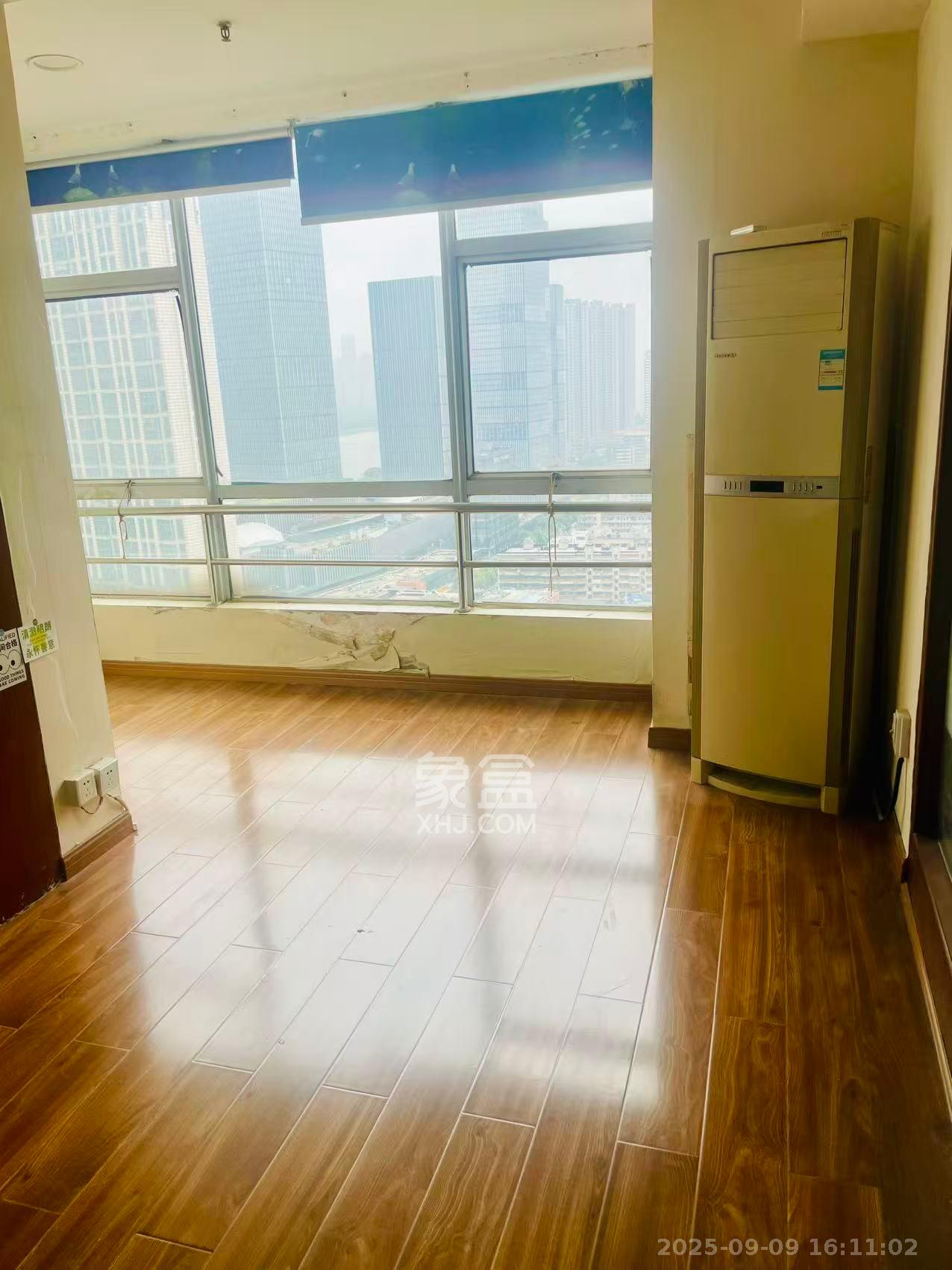 五一新干线 2室1厅1卫 6000.0元/月 五一新干线 2室1厅1卫 6000.0元/月室内图